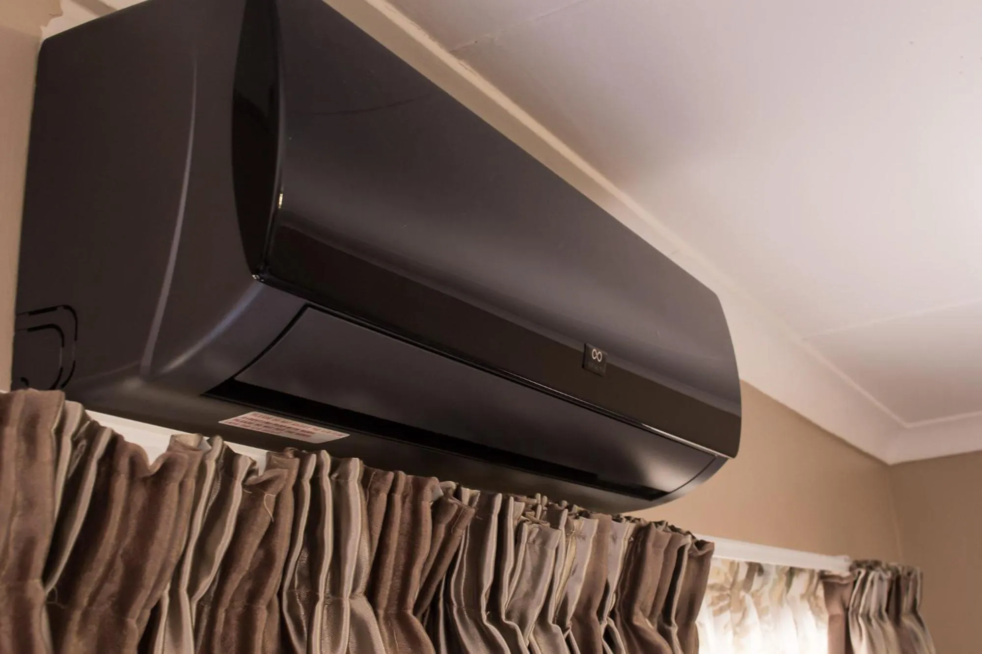 TV and multimedia in Gemstone Guest House