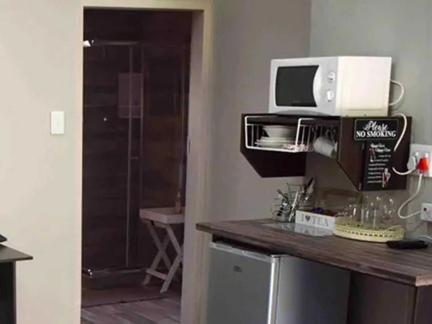 Coffee/tea facilities in Gemstone Guest House