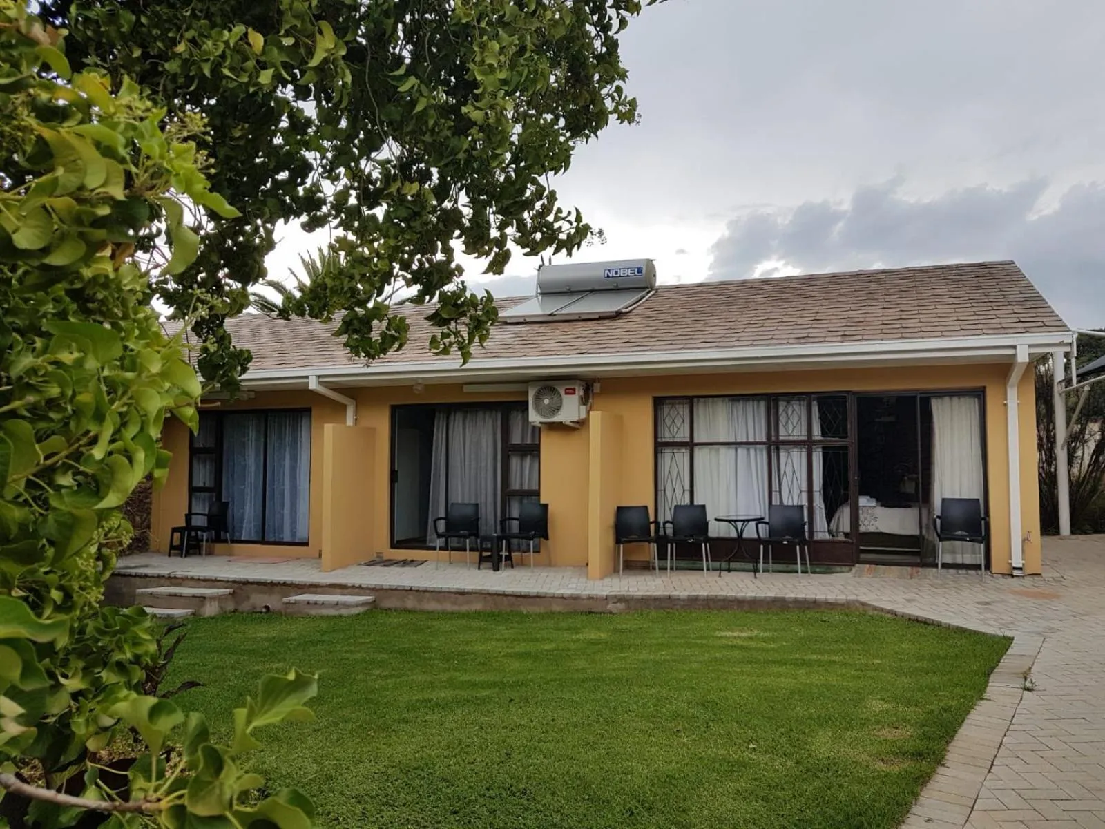 Patio in Gemstone Guest House
