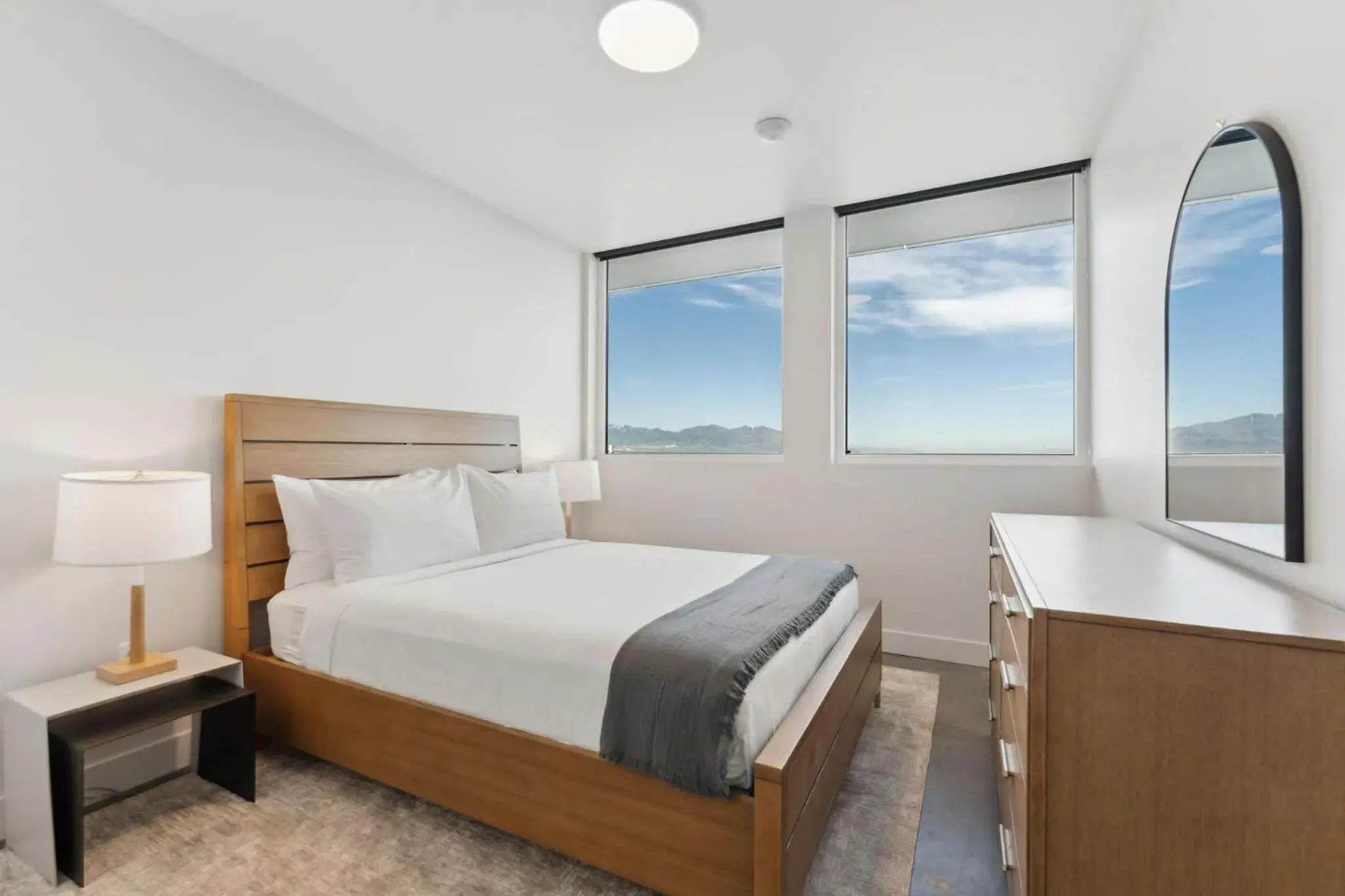 Two-Bedroom Deluxe Apartment in Placemakr Salt Lake City Two-Bedroom Deluxe Apartment in Placemakr Salt Lake City