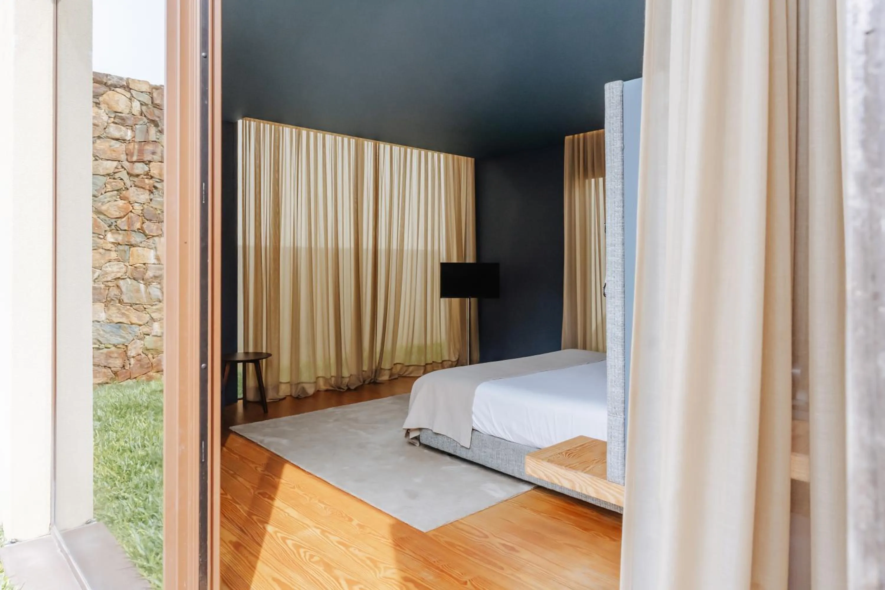 Bedroom, Bed in Monverde - Wine Experience Hotel - by Unlock Hotels