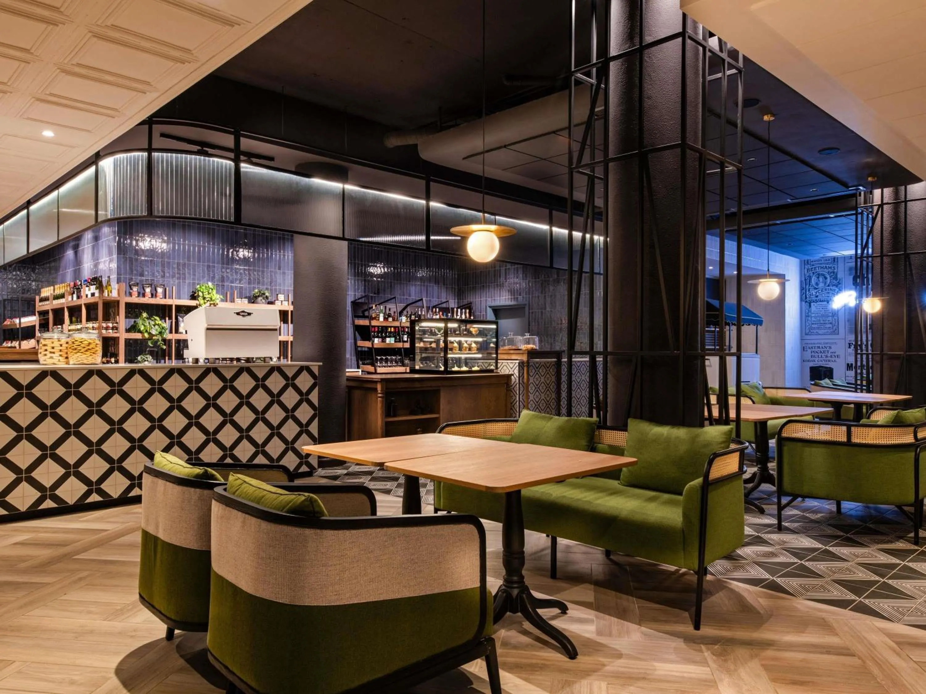 Lounge or bar in Mövenpick Hotel Windhoek