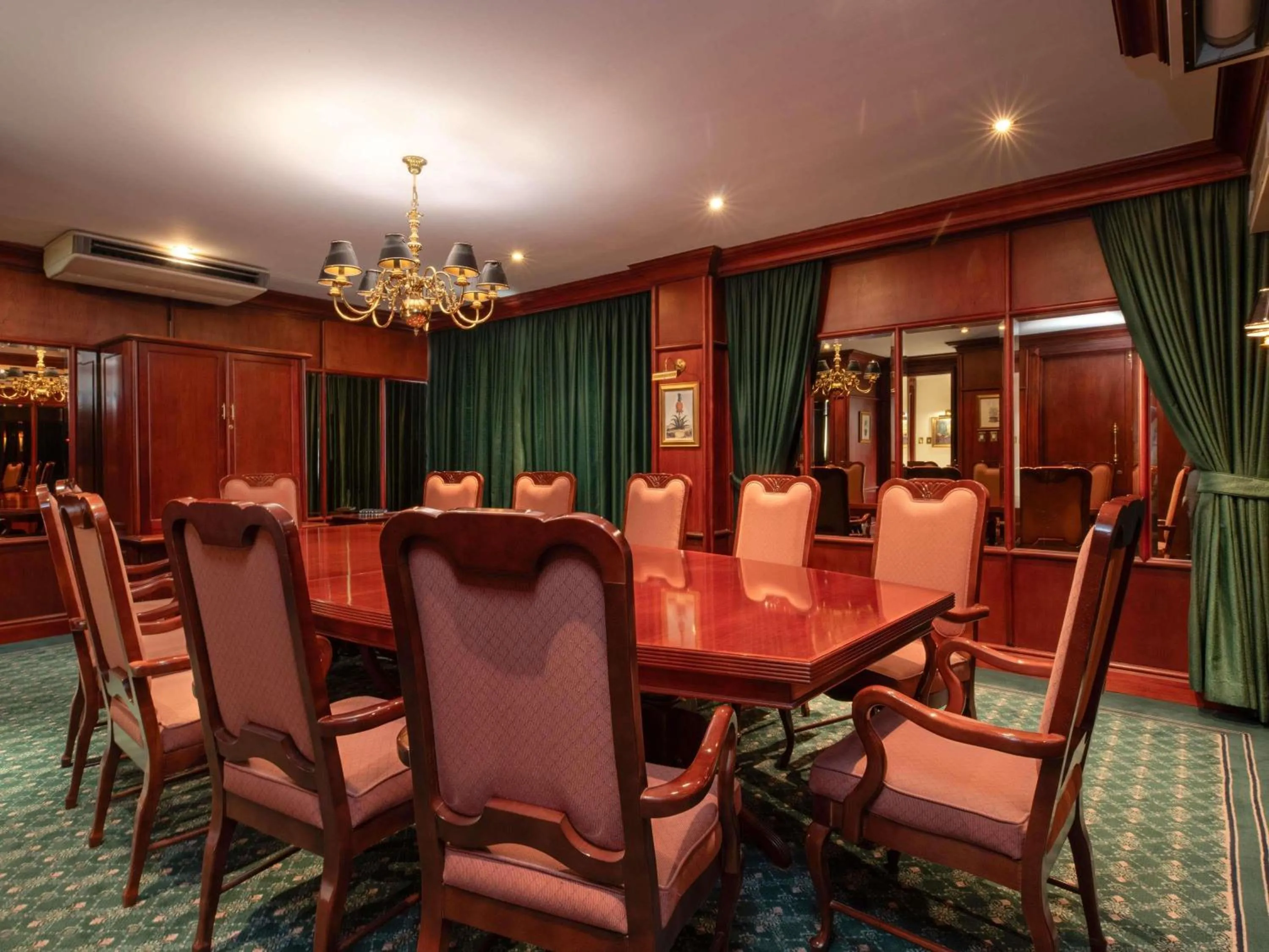 Bedroom in Mövenpick Hotel Windhoek