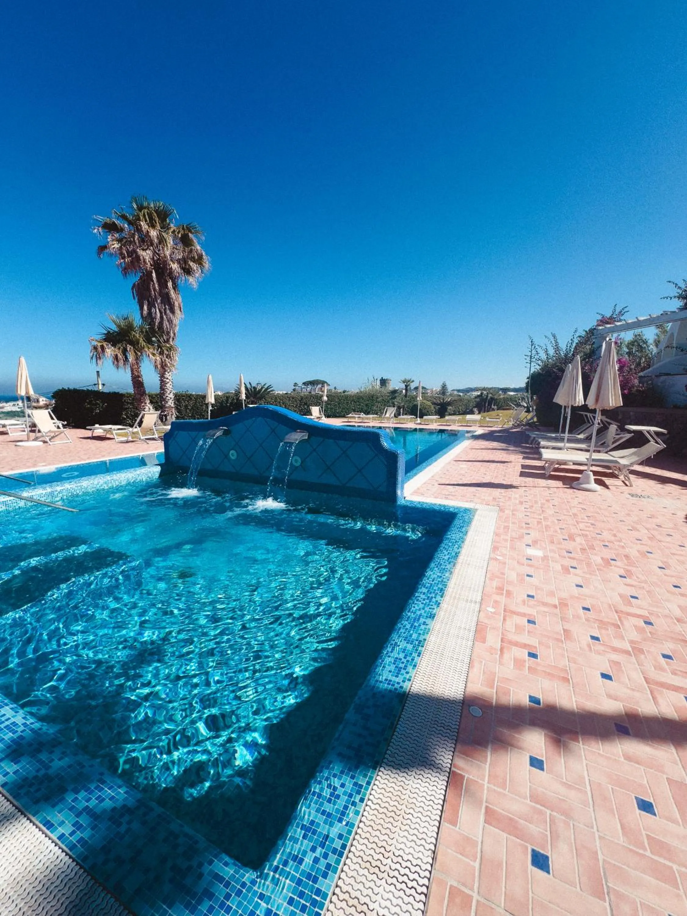 Pool view in Hotel Albatros