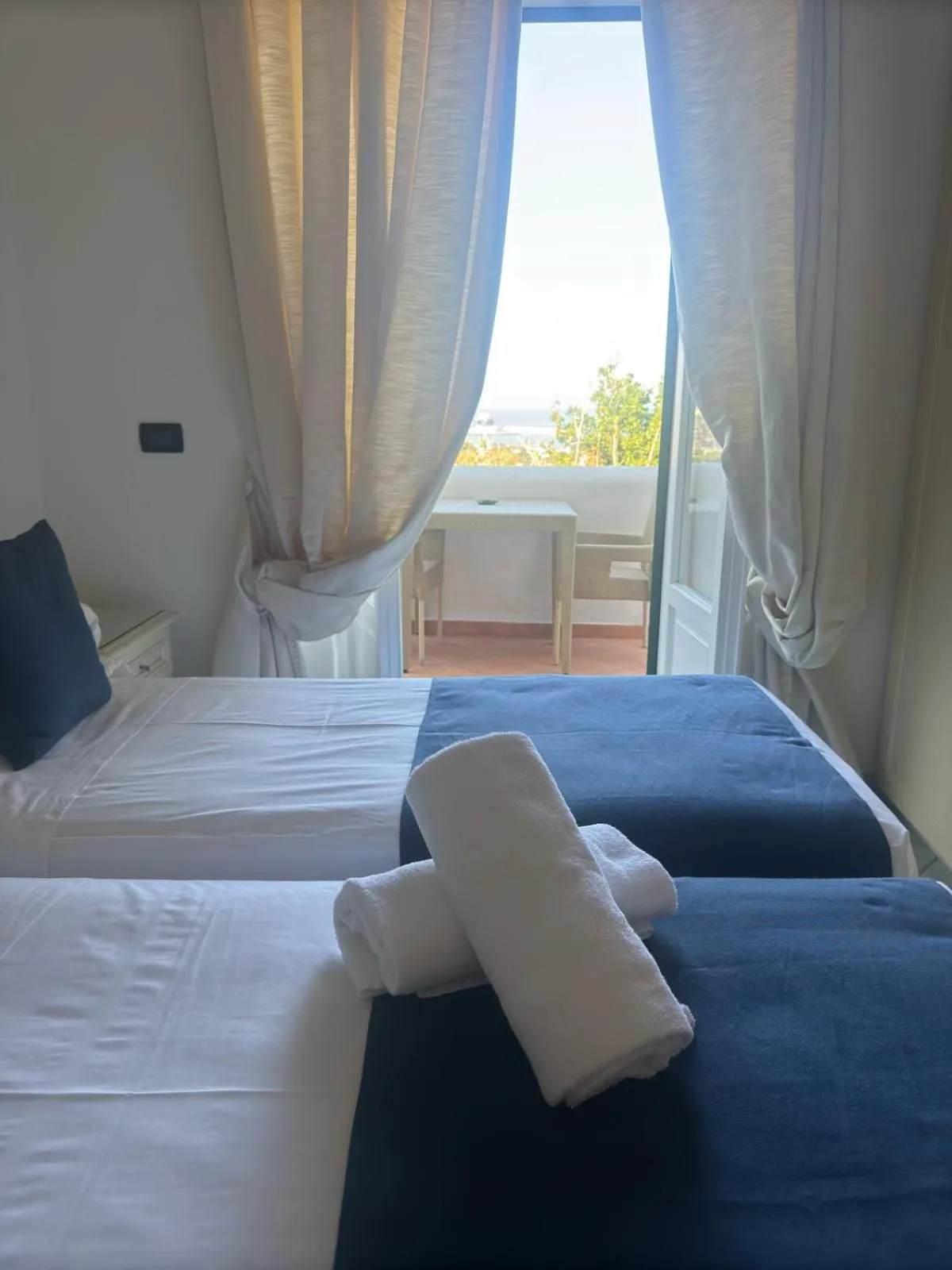 Bed in Hotel Albatros