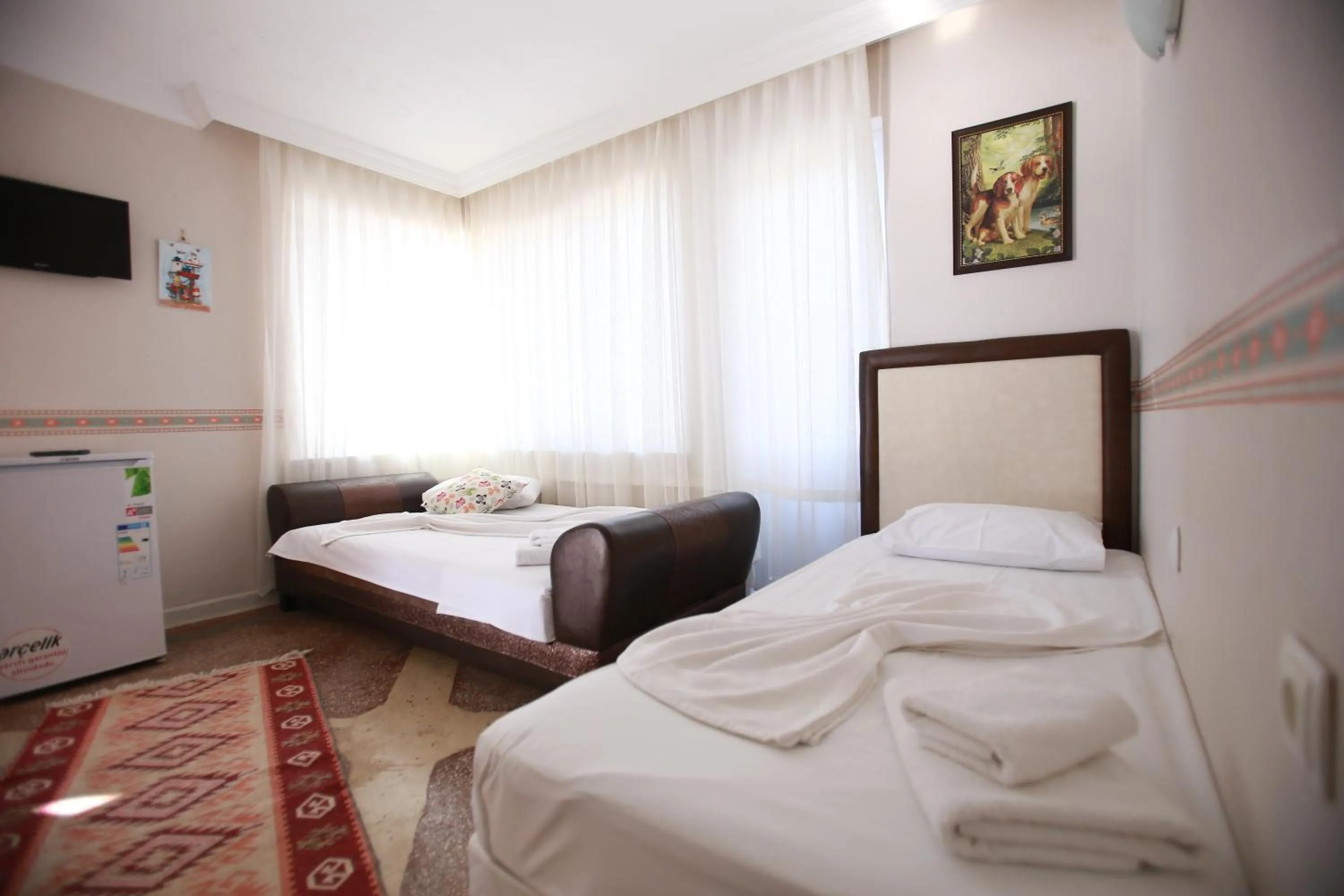 Photo of the whole room in Tunc Hotel