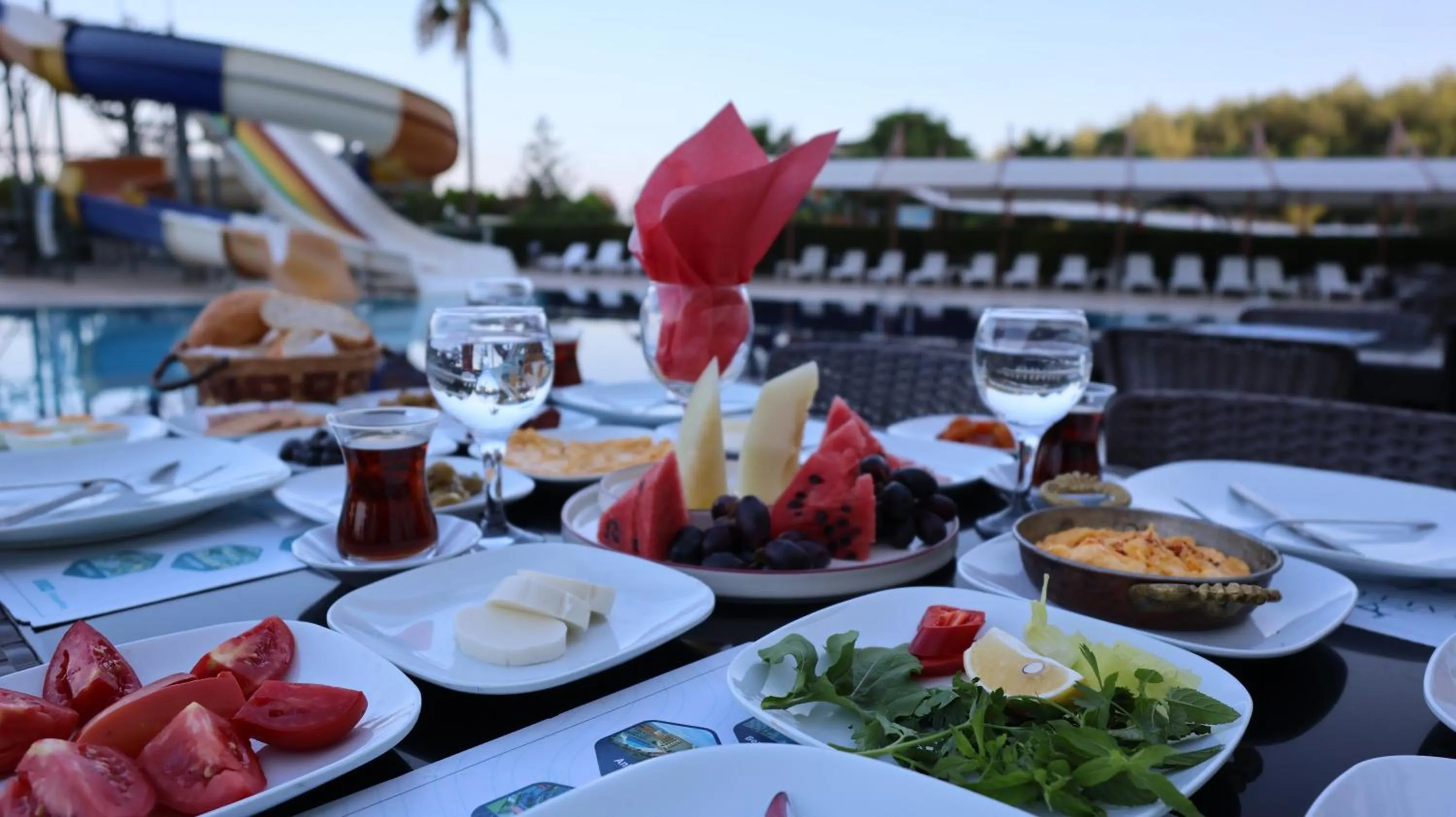 Food and drinks in Hattusa Vacation Thermal Club Erzin