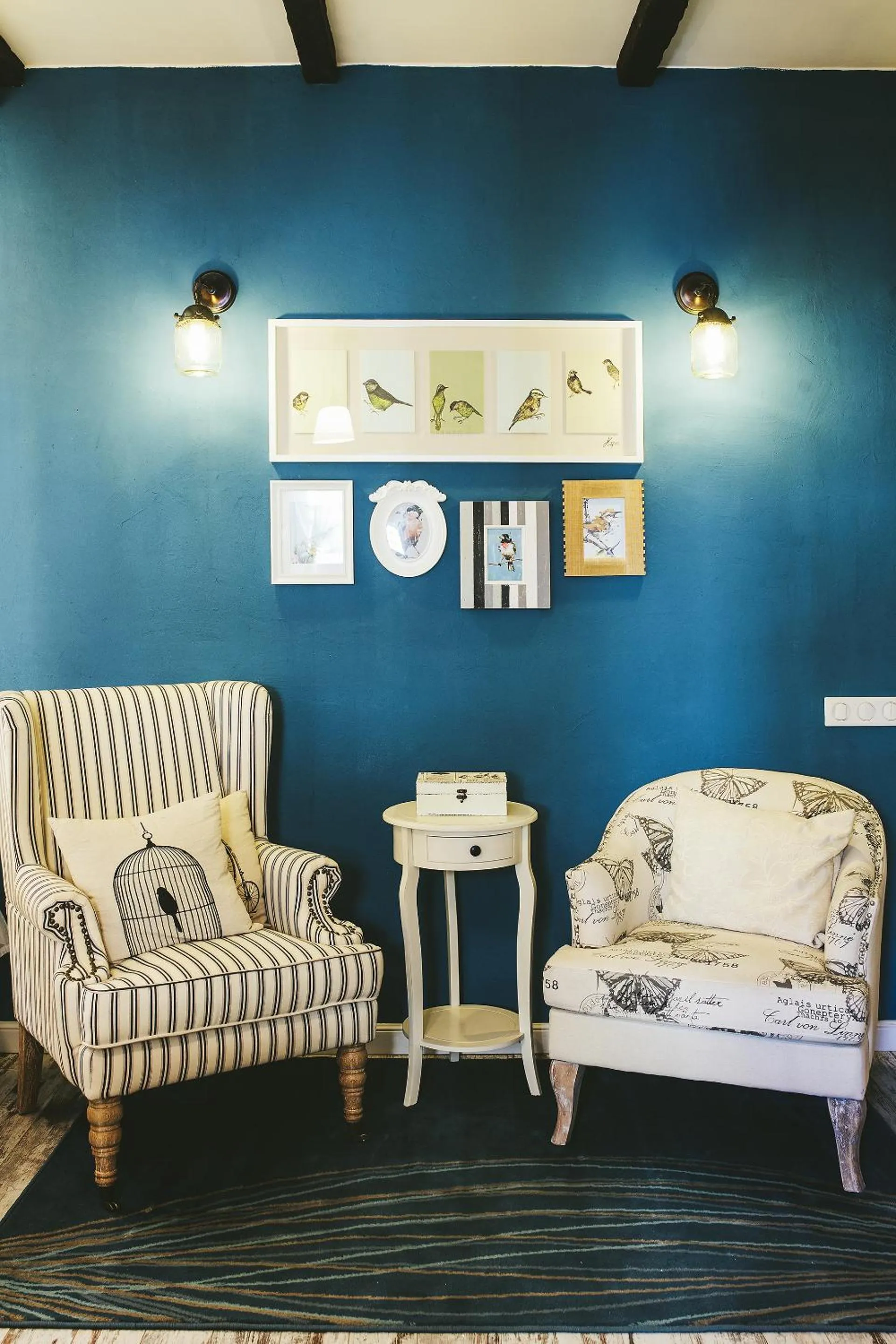 Living room in 5 Vintage Guest House