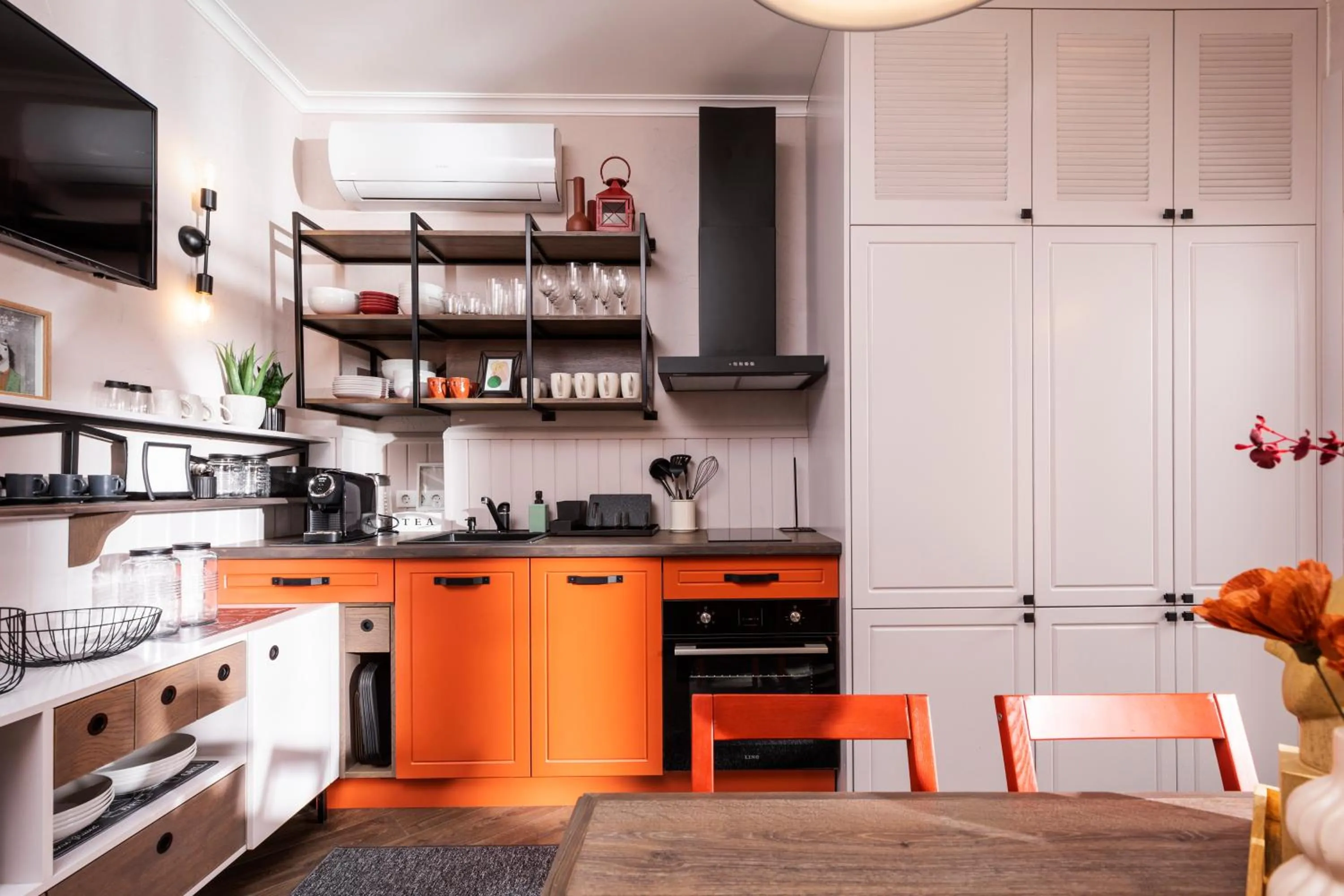 5 Vintage Guest House