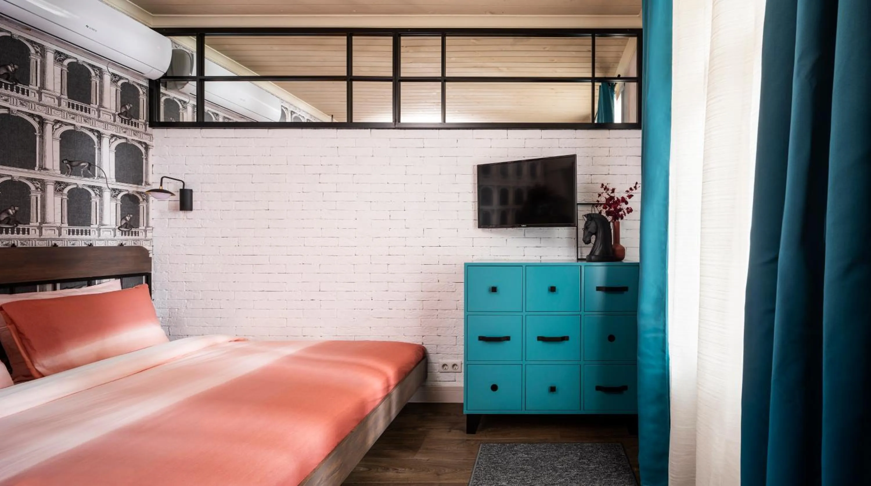 Bed in 5 Vintage Guest House