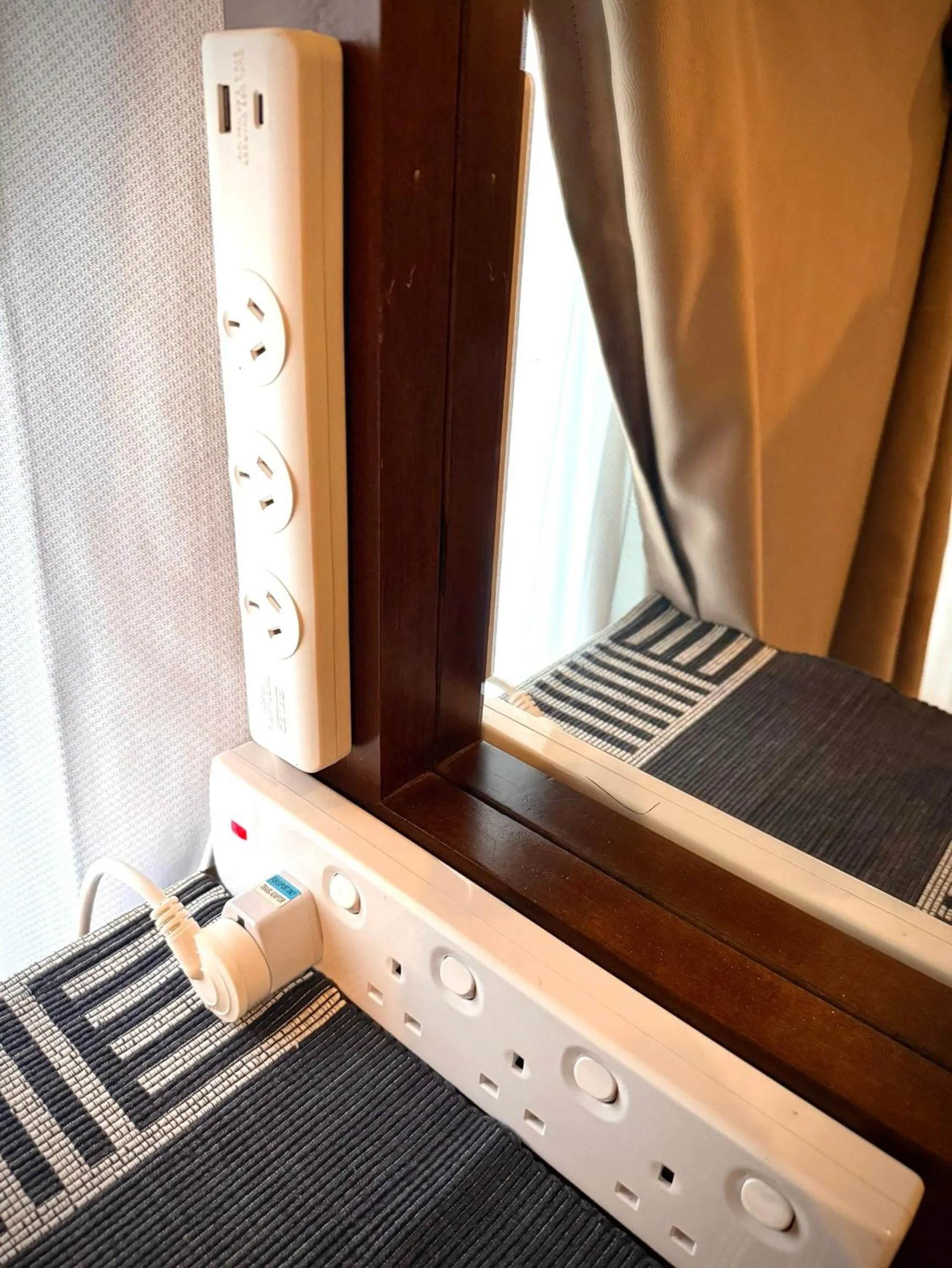 Photo of the whole room, Bed in The Green Edge