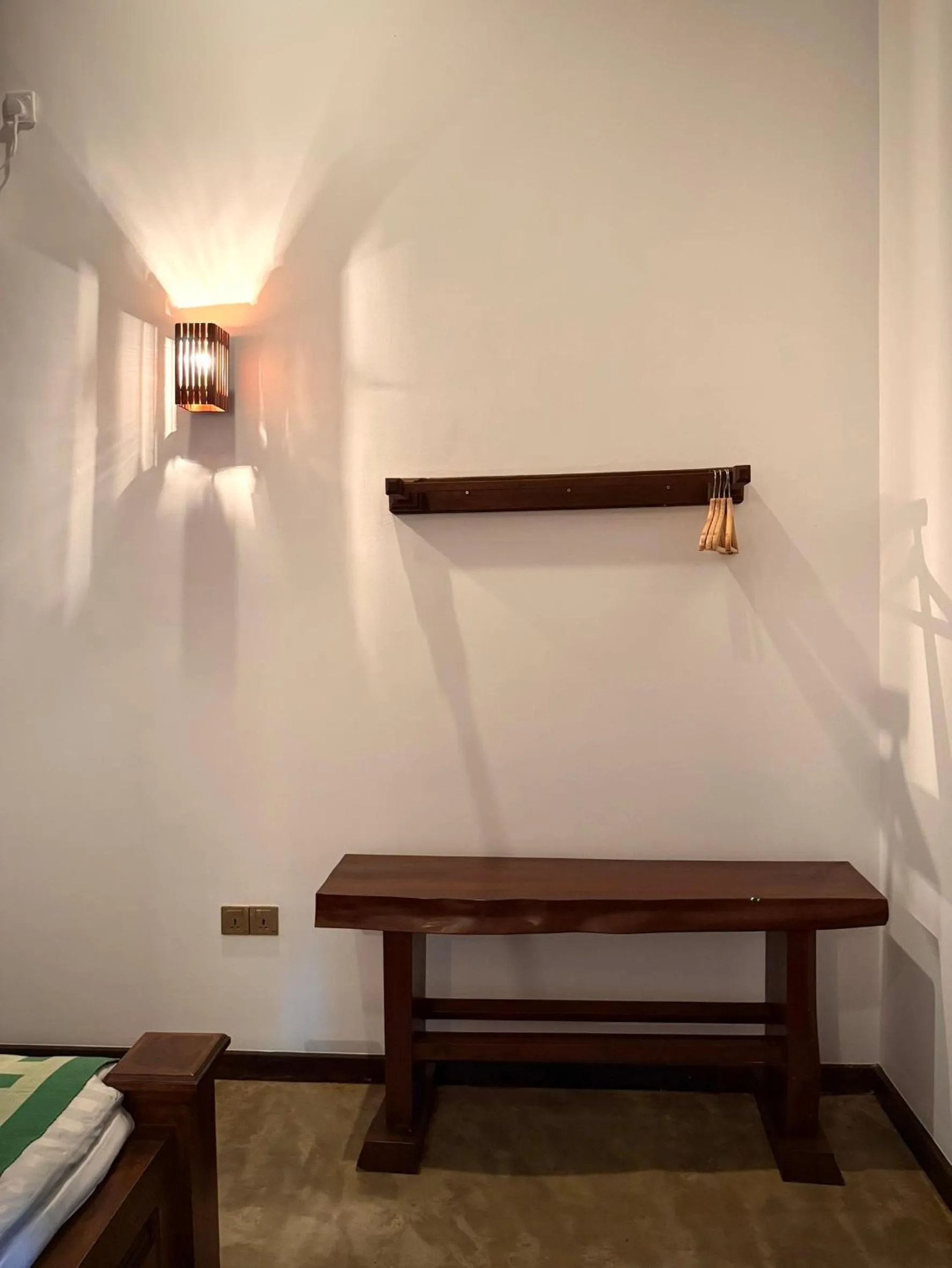 Photo of the whole room in The Green Edge