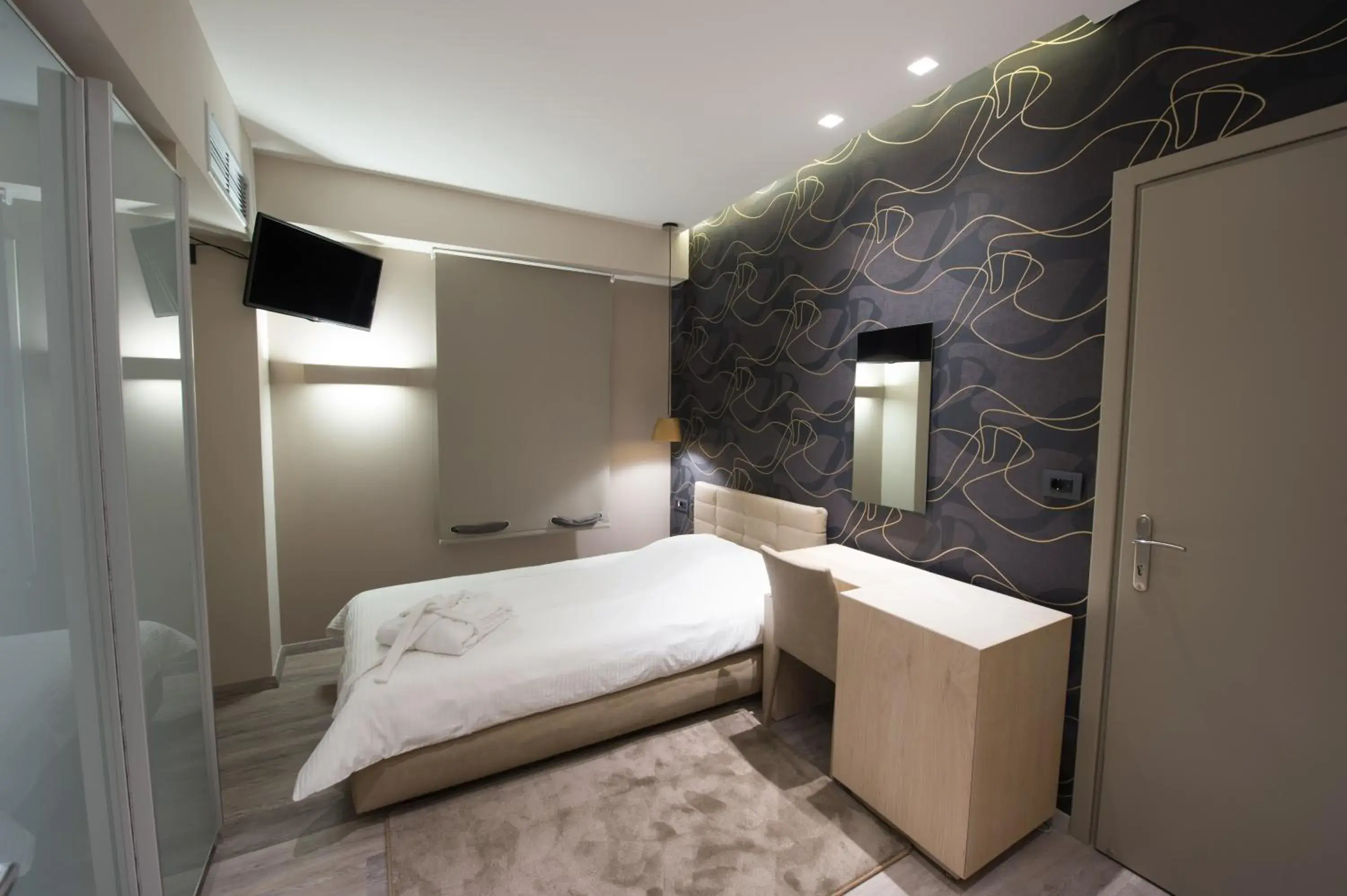 Single Room in Castello City Single Room in Castello City