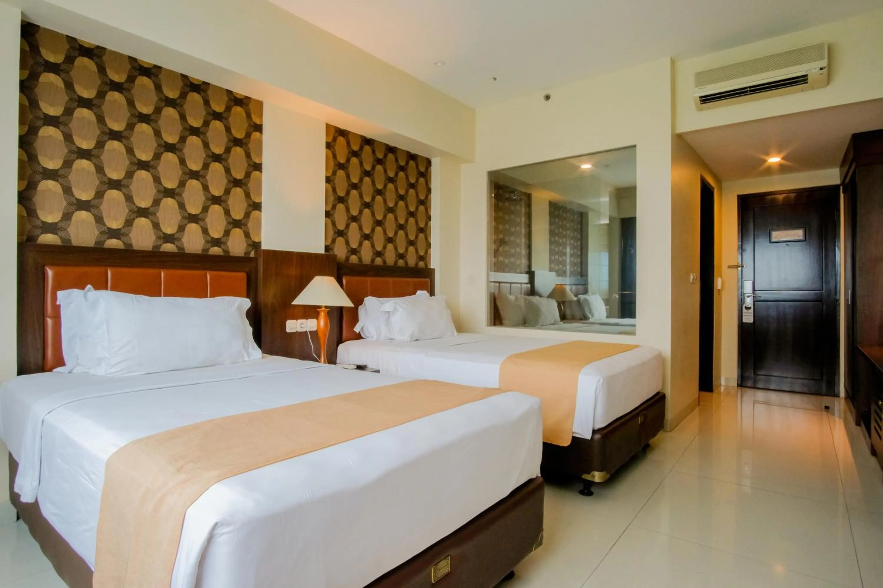 Bed in Istana Nelayan Hotel & Convention Powered by Archipelago