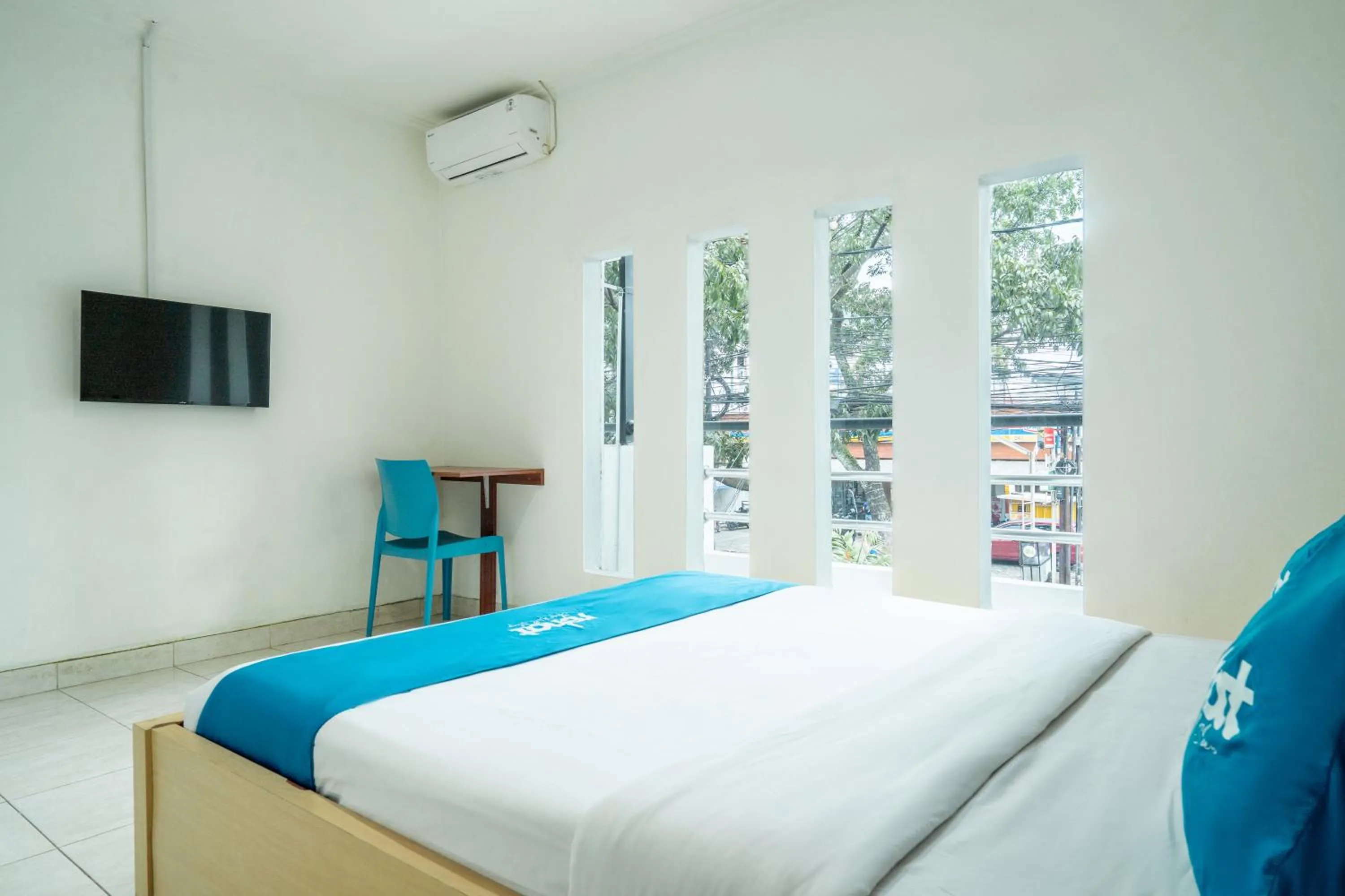 Bedroom, Bed in Rehat At Paskal Pelangi