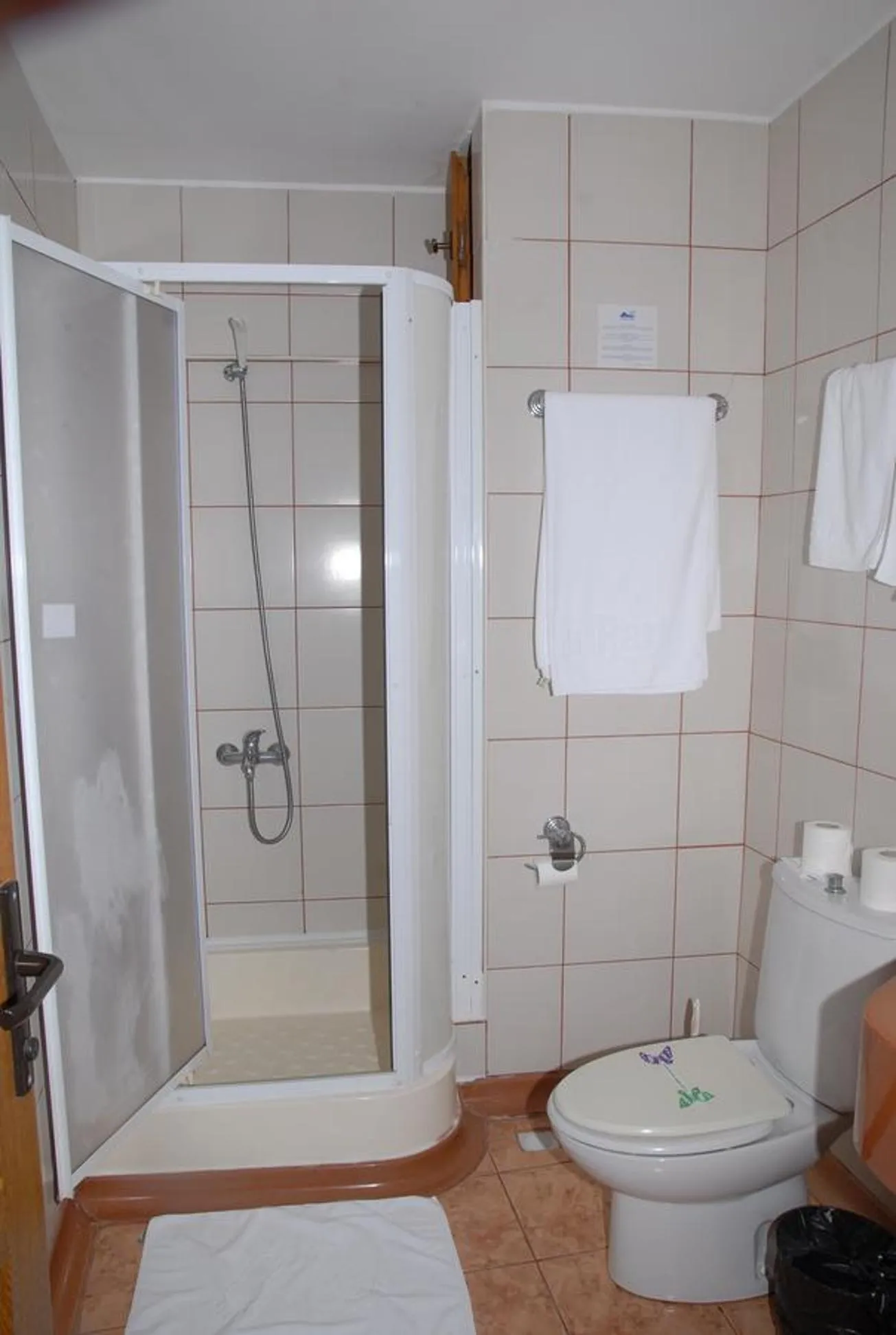 Bathroom in Marmaris Park Hotel