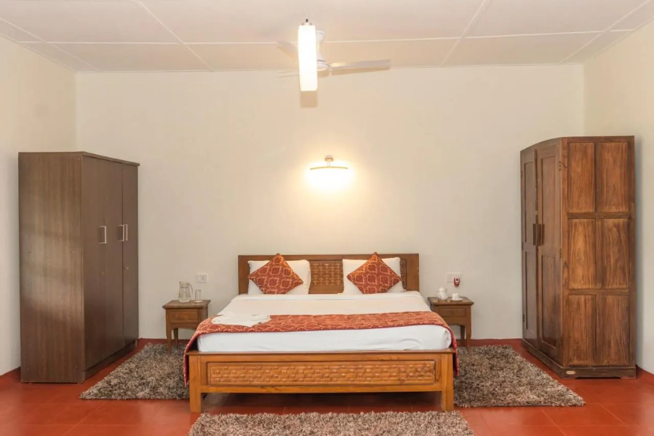 Bed in Villa Fair Winds, Sirukundra Estate