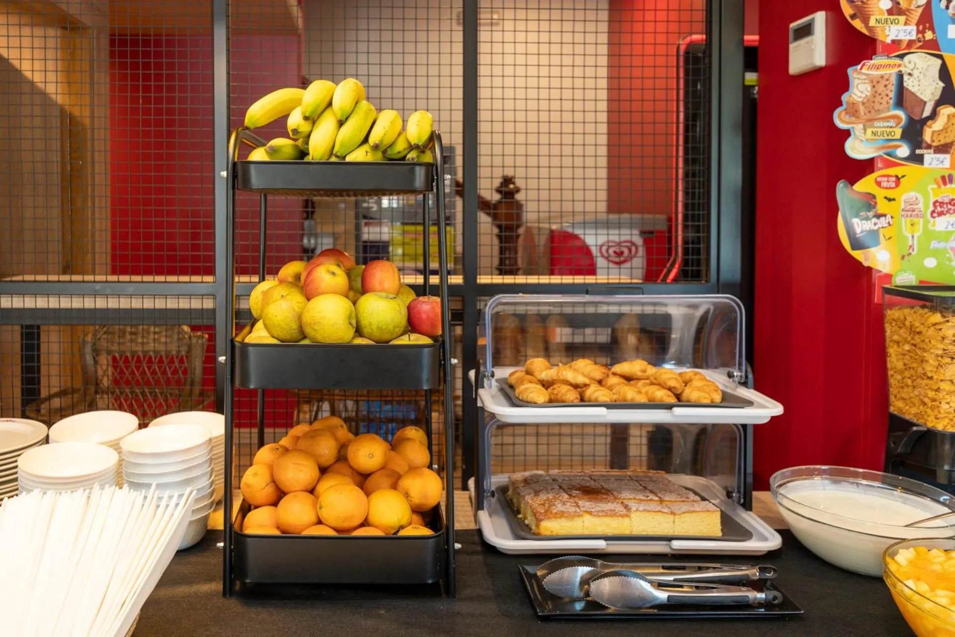 Buffet breakfast in Hotel Restaurante Isape GBC