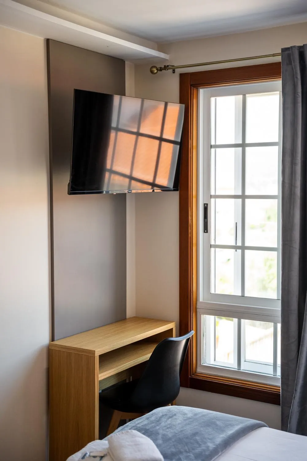 Bedroom, Bed in Hotel Restaurante Isape GBC