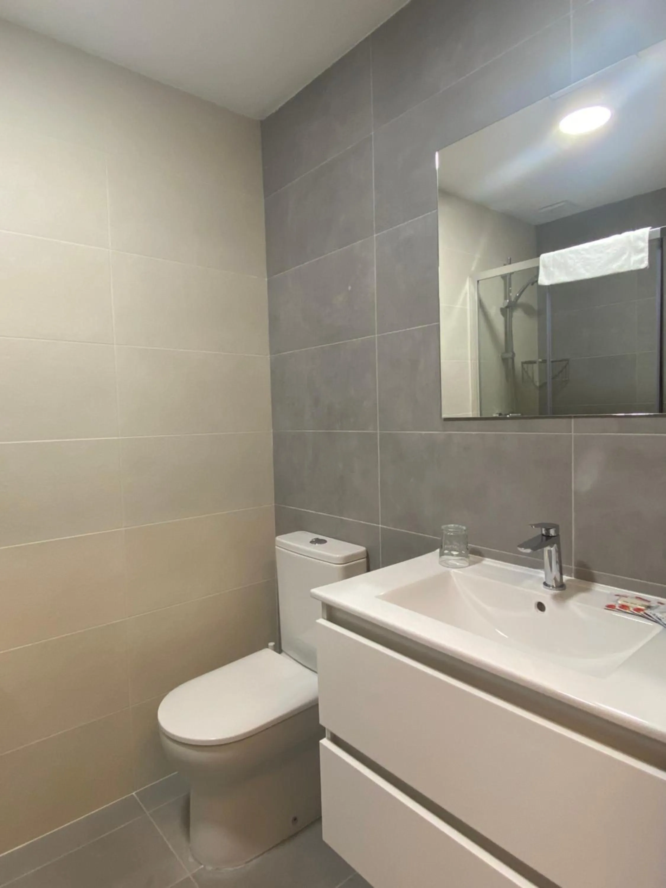 Bathroom in Hotel Restaurante Isape GBC