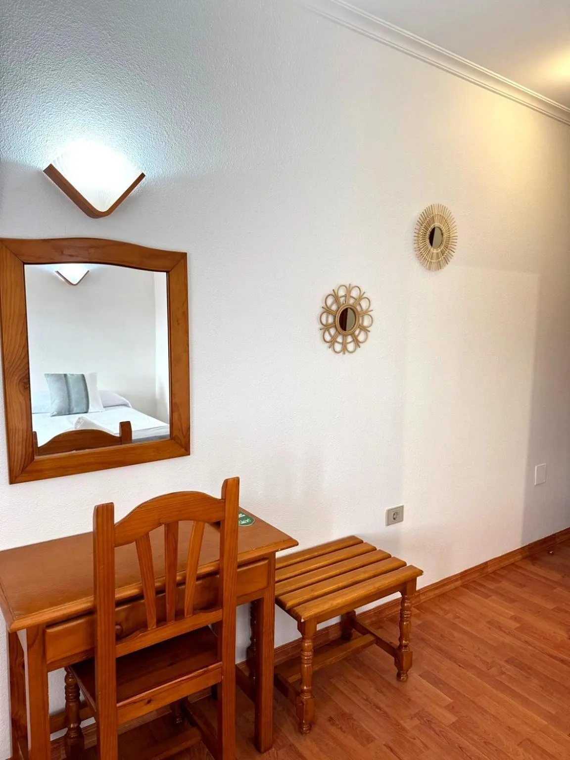 Bedroom in Hotel Restaurante Isape GBC