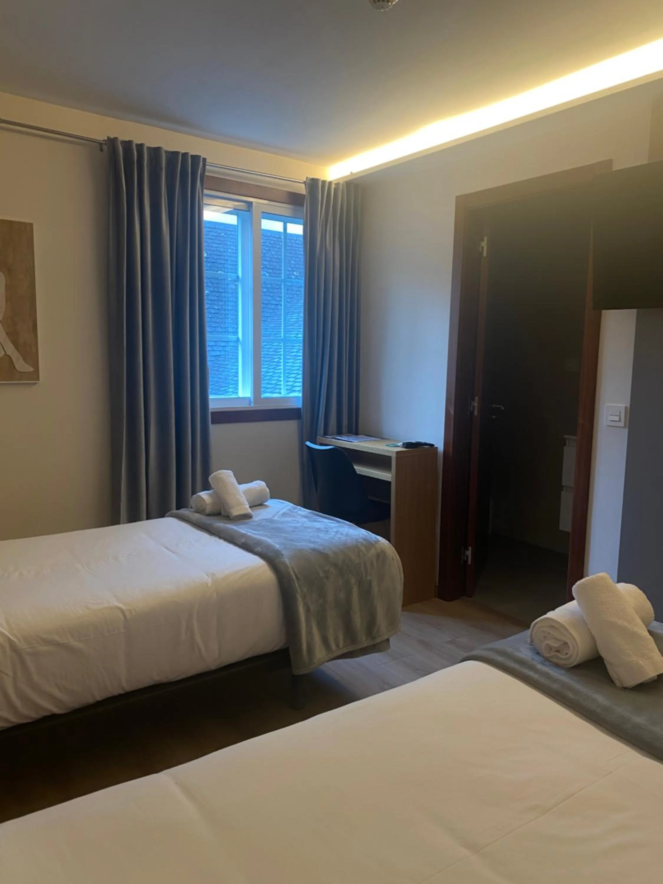 Photo of the whole room, Bed in Hotel Restaurante Isape GBC