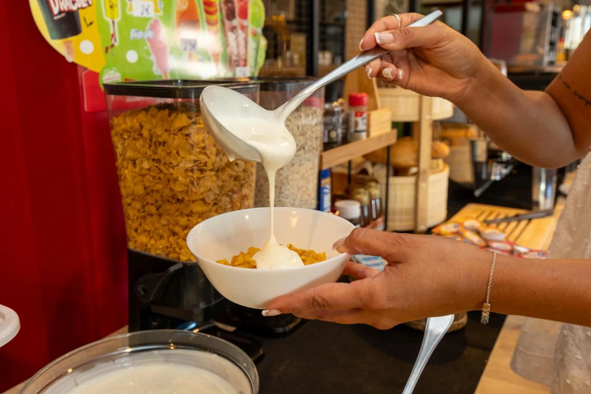 Food and drinks in Hotel Restaurante Isape GBC