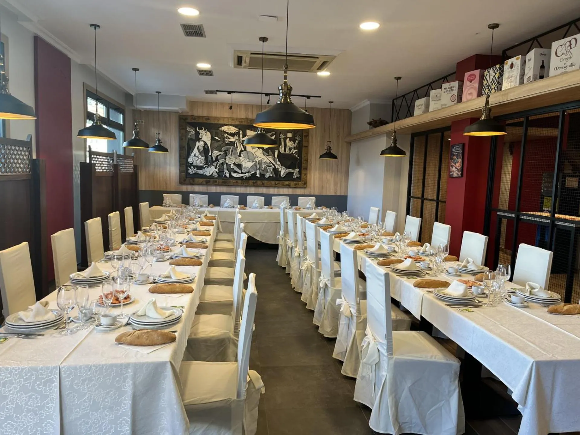 Restaurant/places to eat in Hotel Restaurante Isape GBC