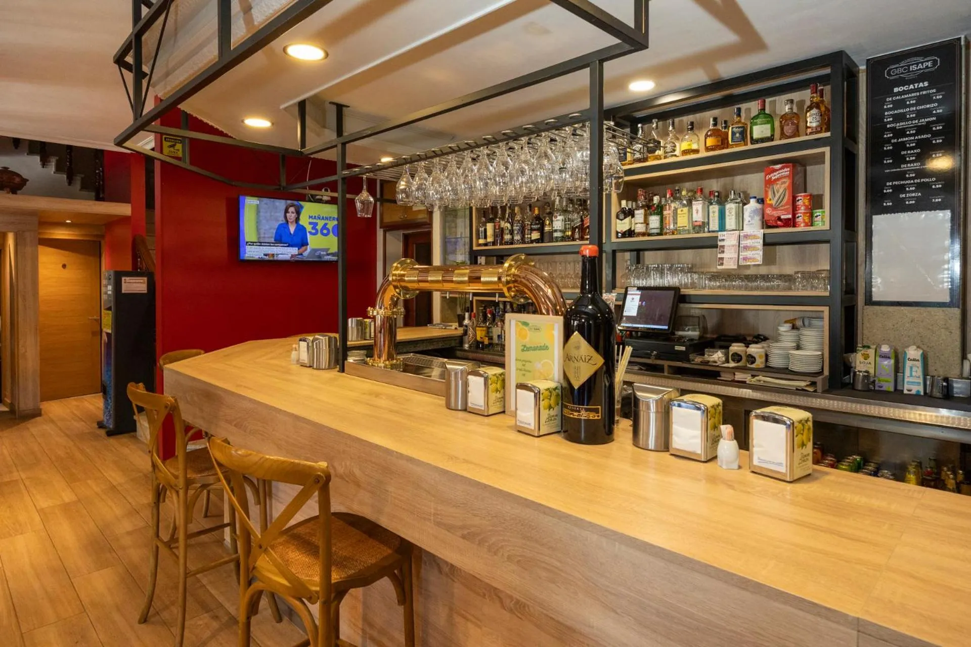 Lounge or bar in Hotel Restaurante Isape GBC
