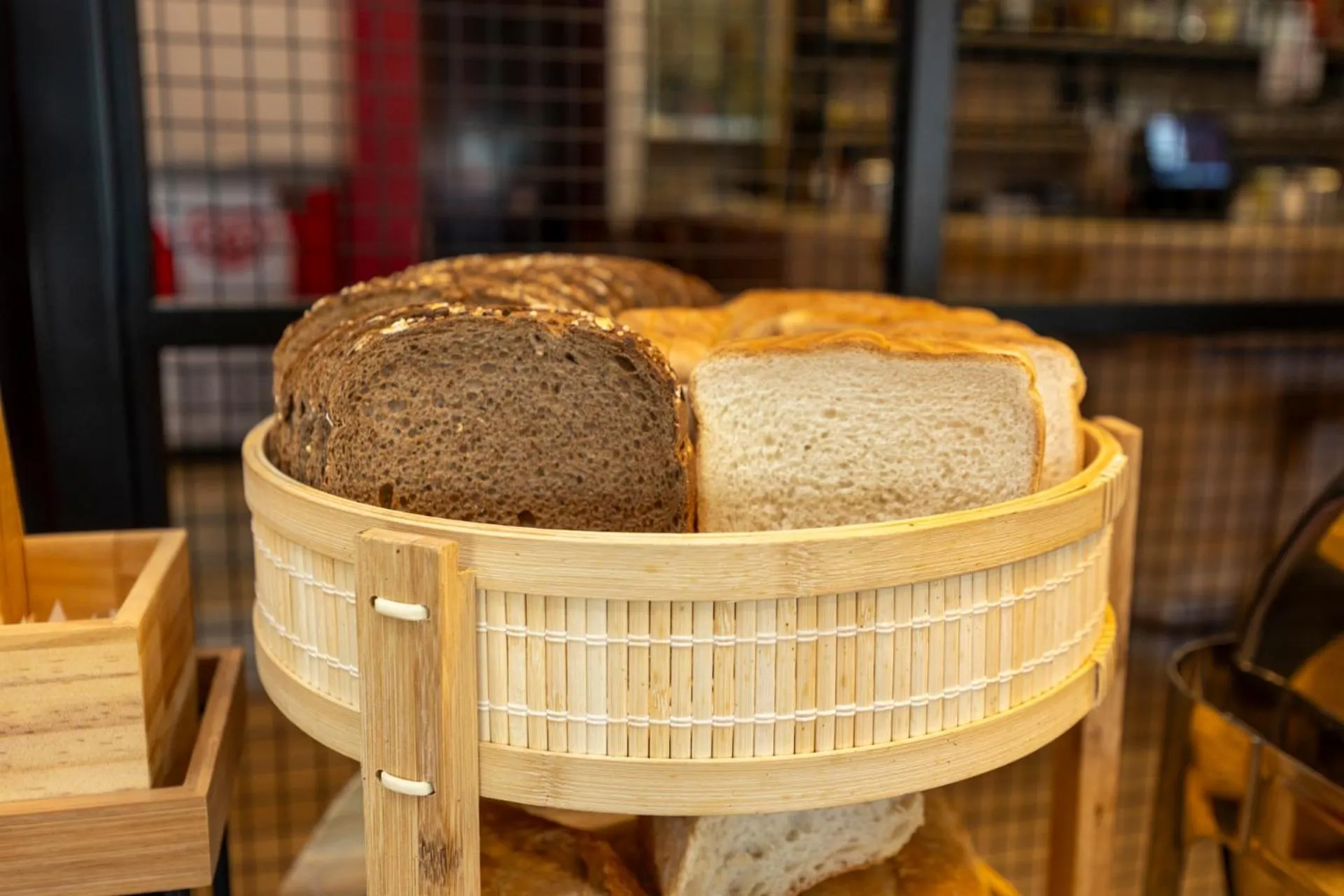 Restaurant/places to eat in Hotel Restaurante Isape GBC