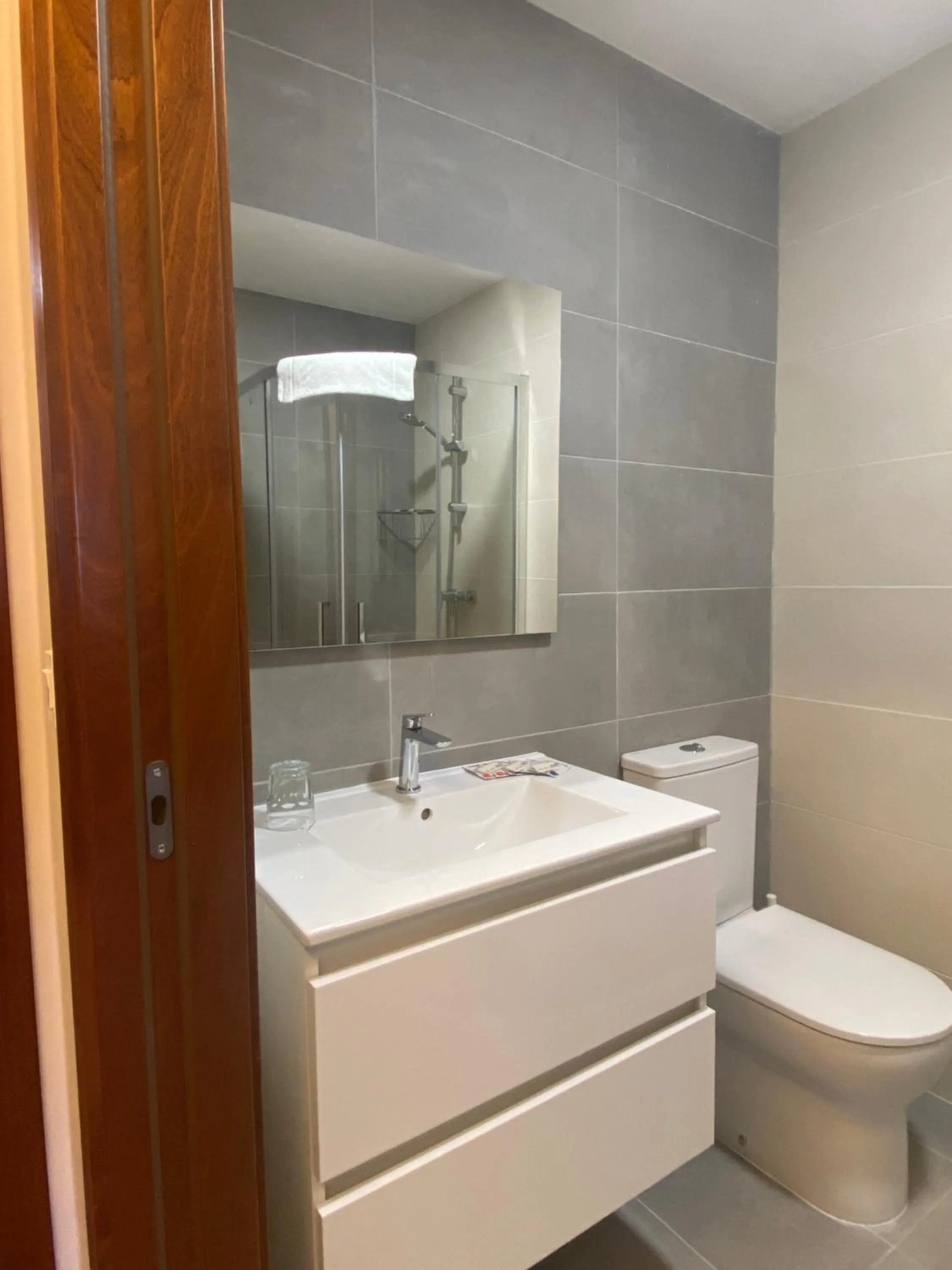 Bathroom in Hotel Restaurante Isape GBC