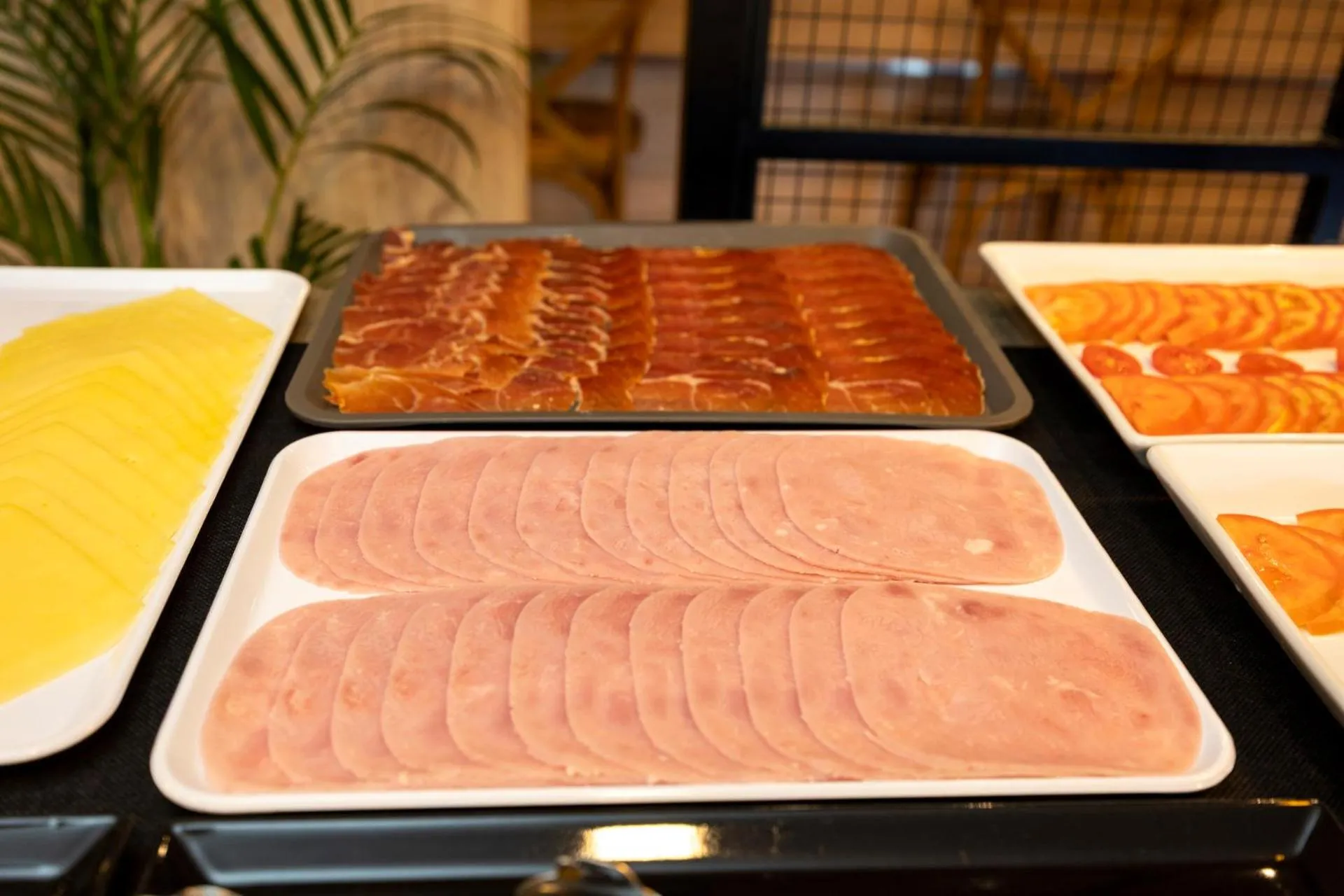 Buffet breakfast in Hotel Restaurante Isape GBC