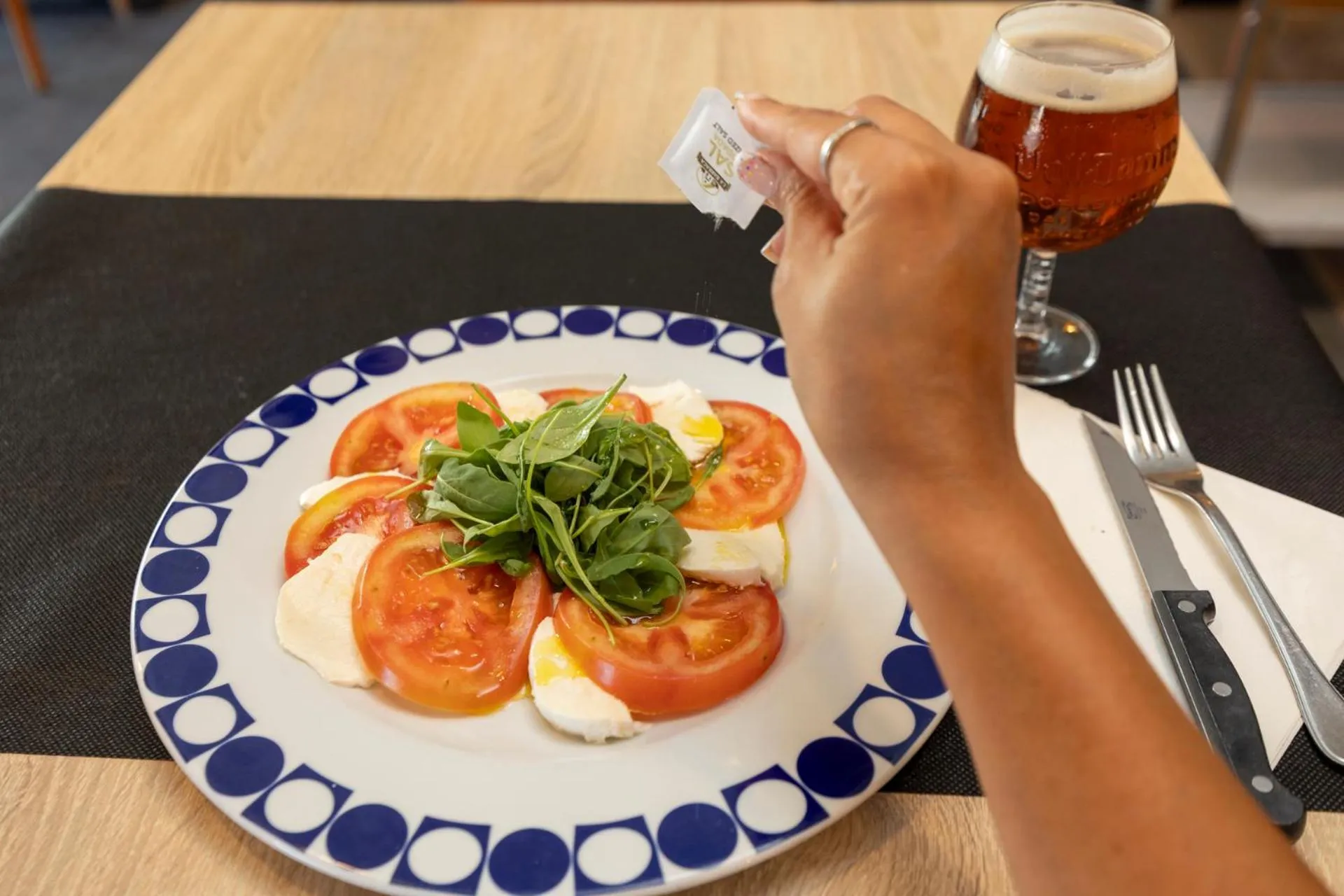 Food and drinks in Hotel Restaurante Isape GBC