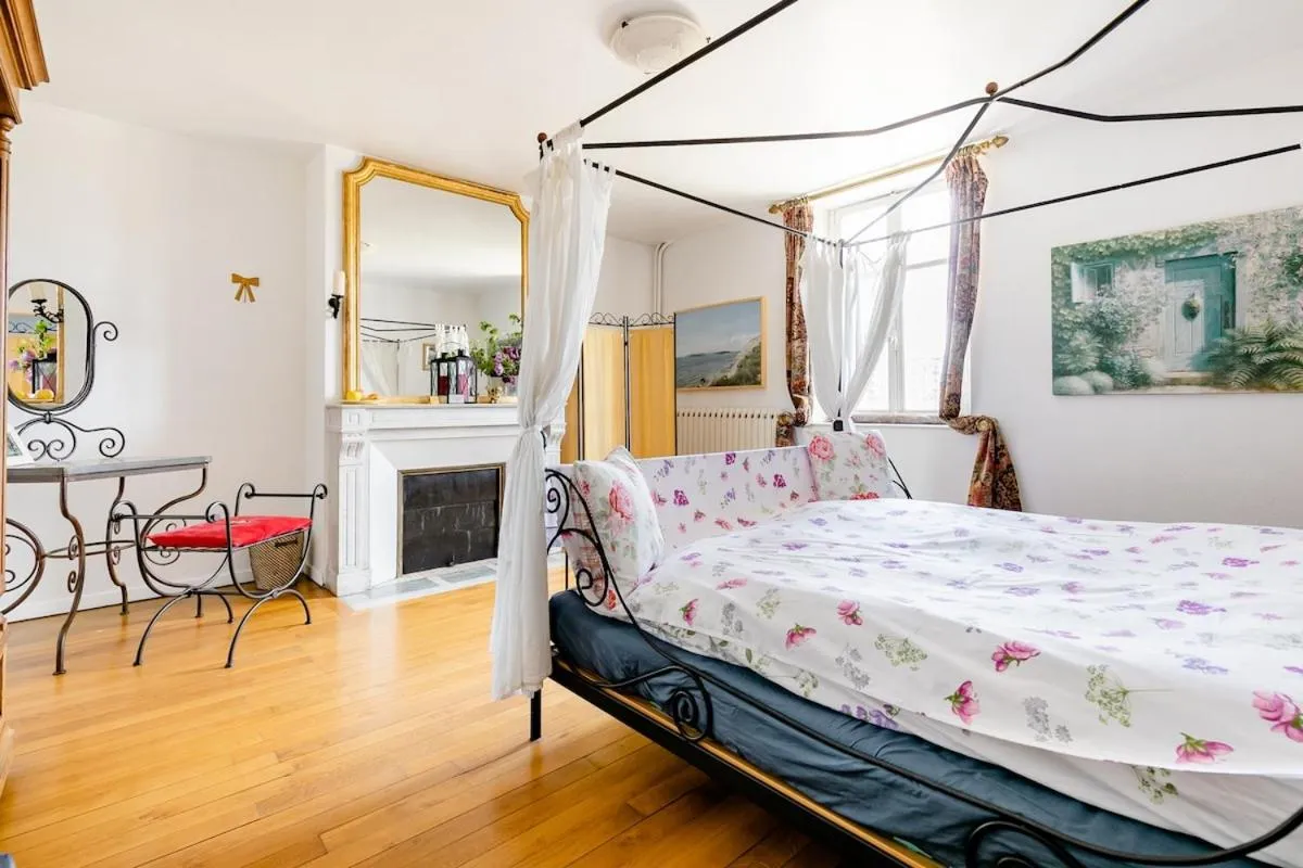 Bed in MaisonMazerand