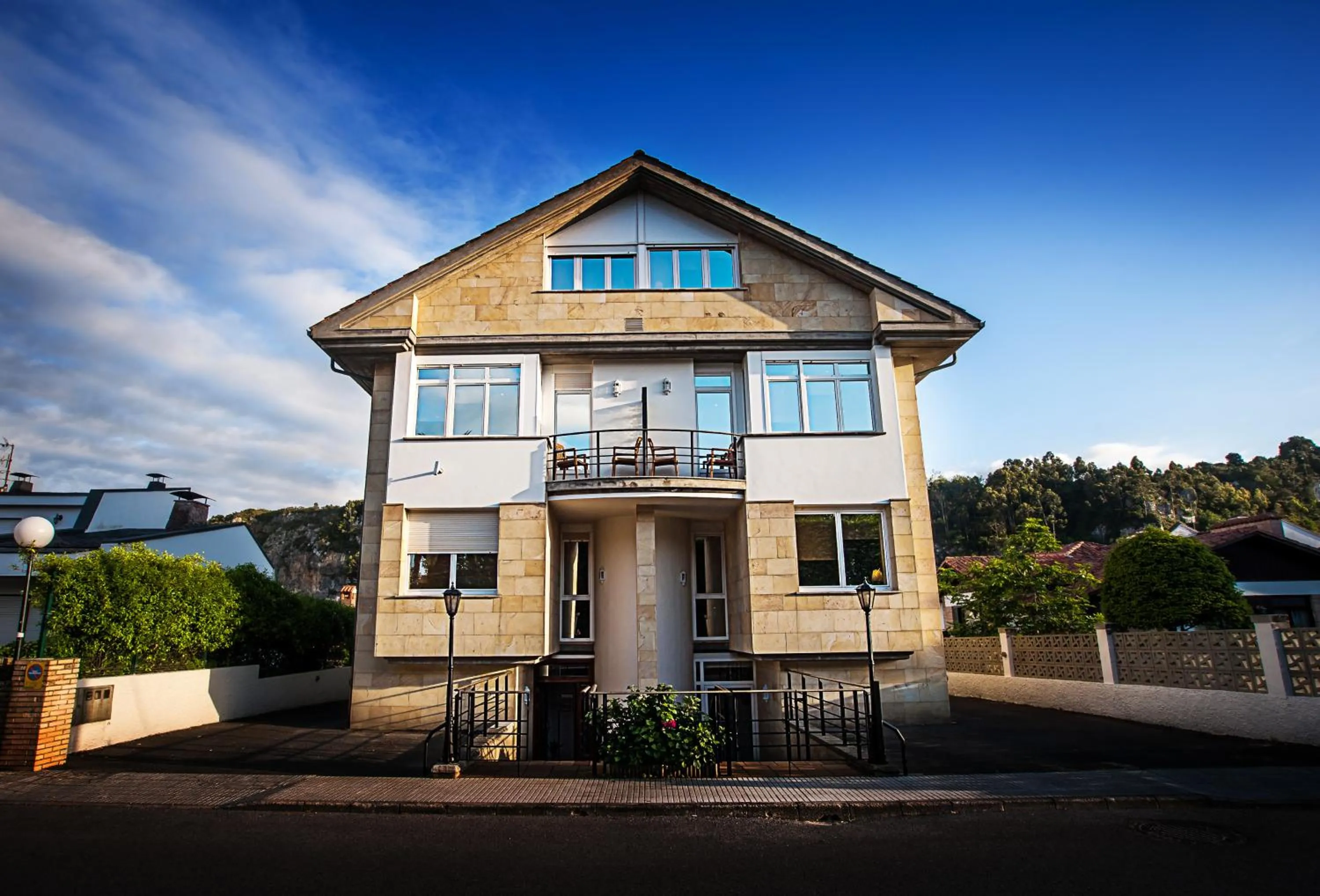Facade/entrance in Hotel Don Pepe Ria