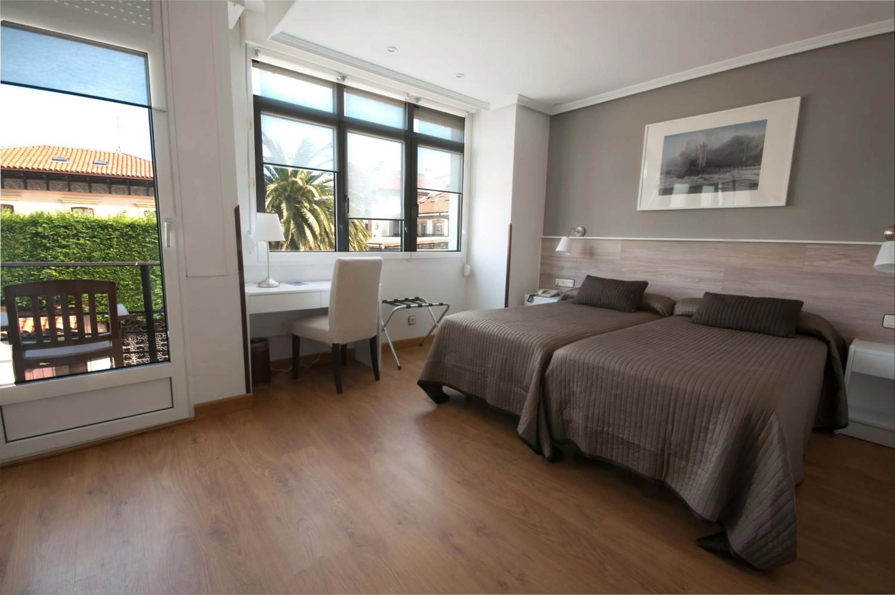 Decorative detail, Bed in Hotel Don Pepe Ria