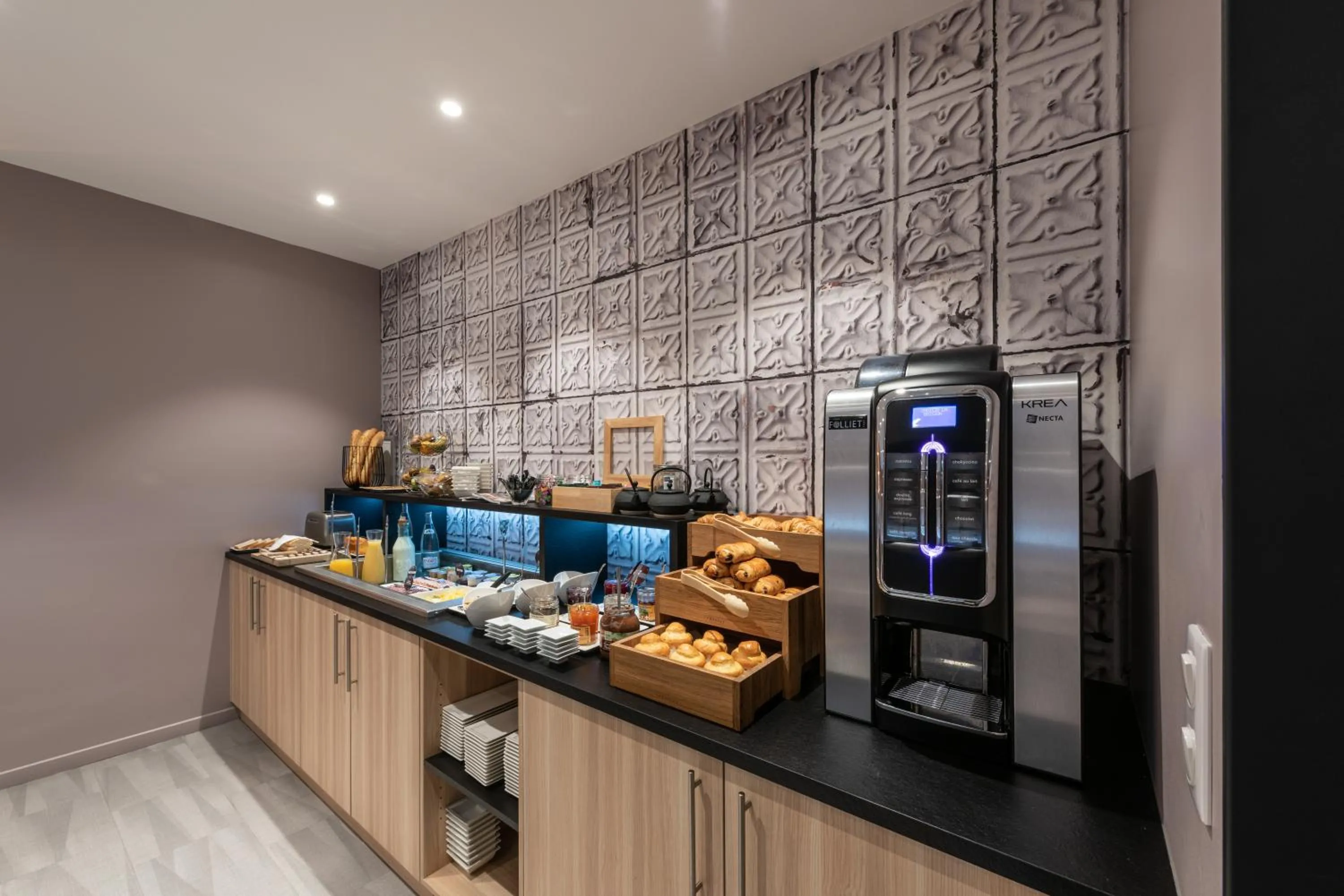 Food in Campanile Annecy Centre - Gare