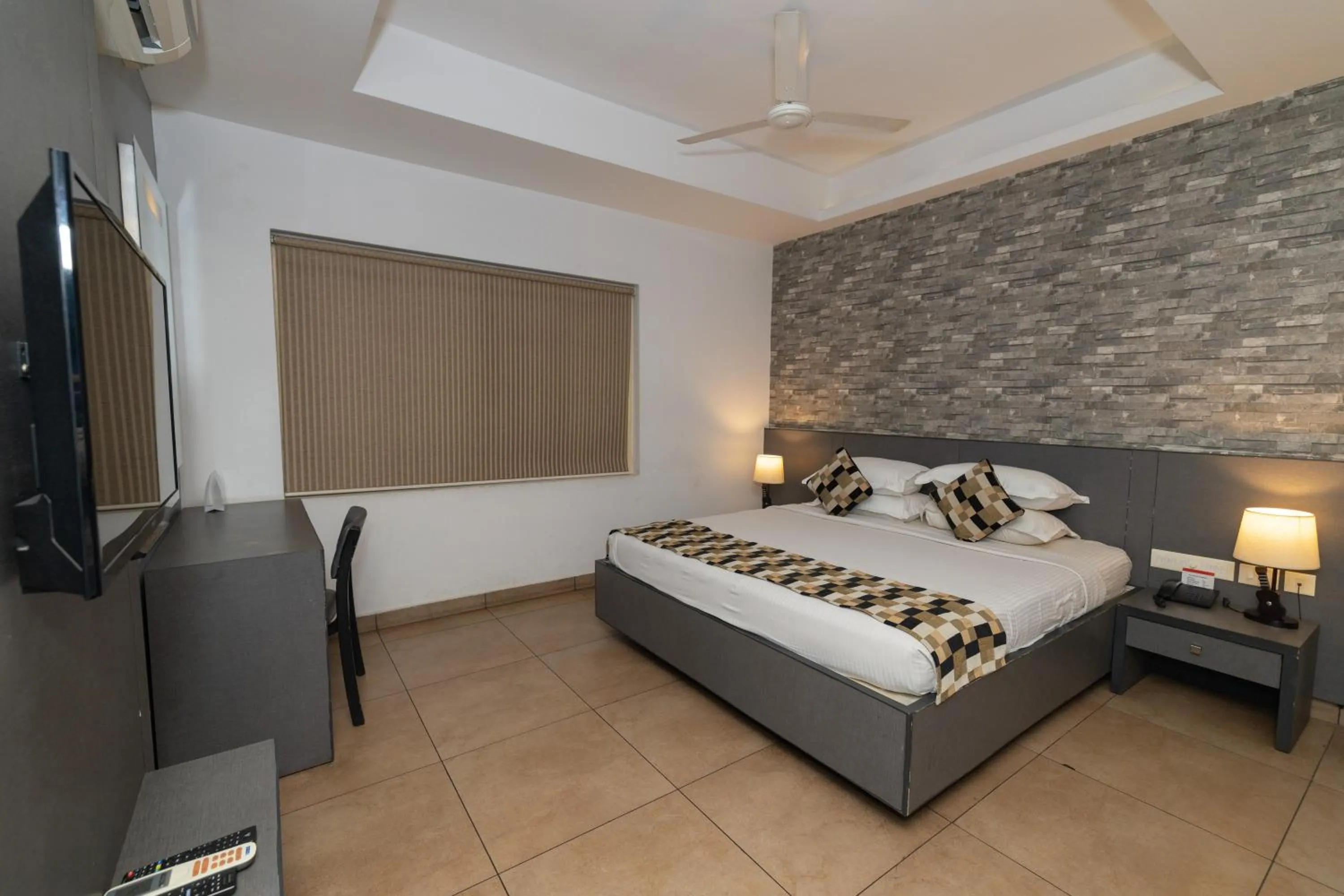 Bedroom, Bed in Hotel Luciya Palace