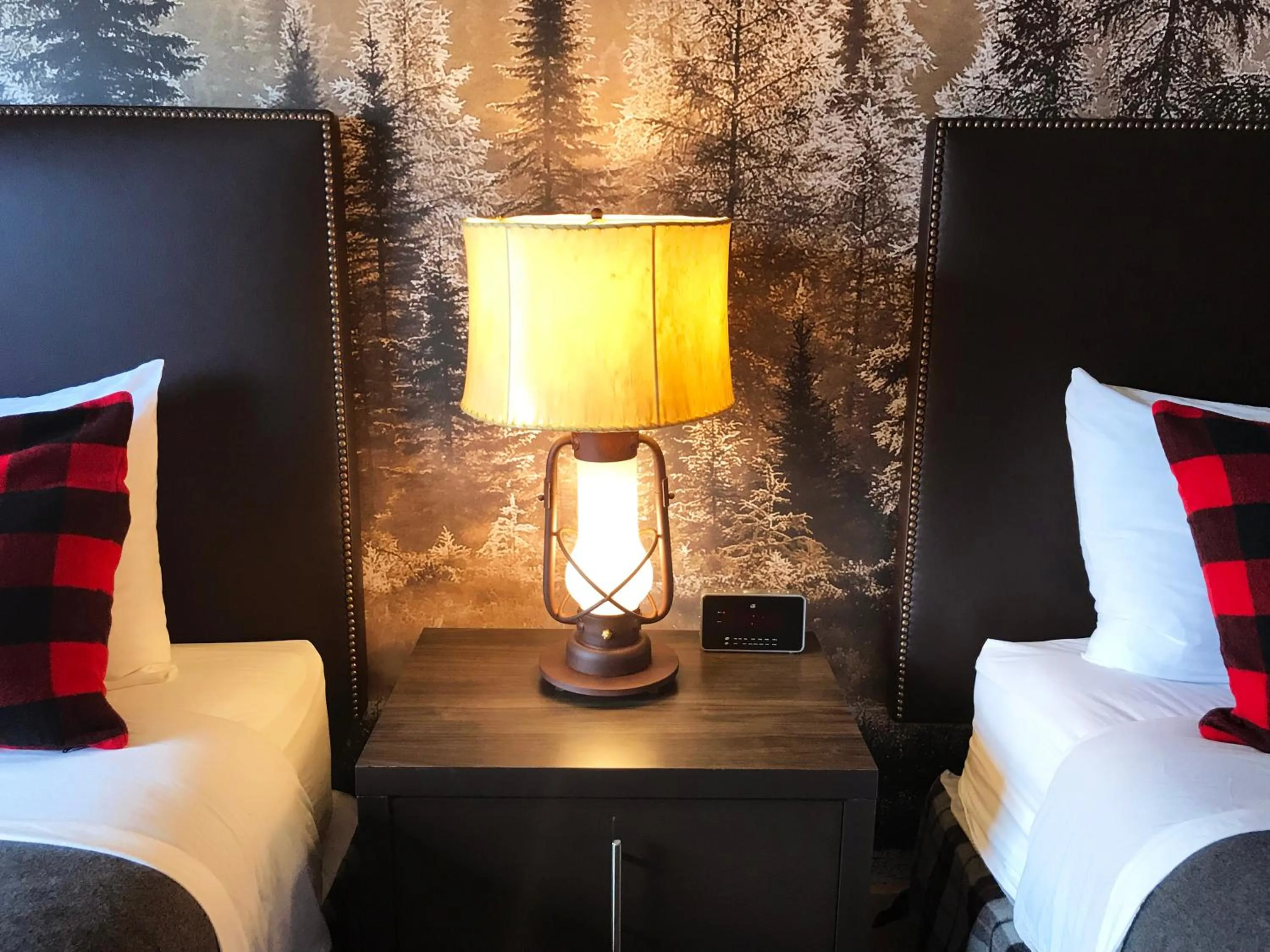 Bed in Copper River Inn