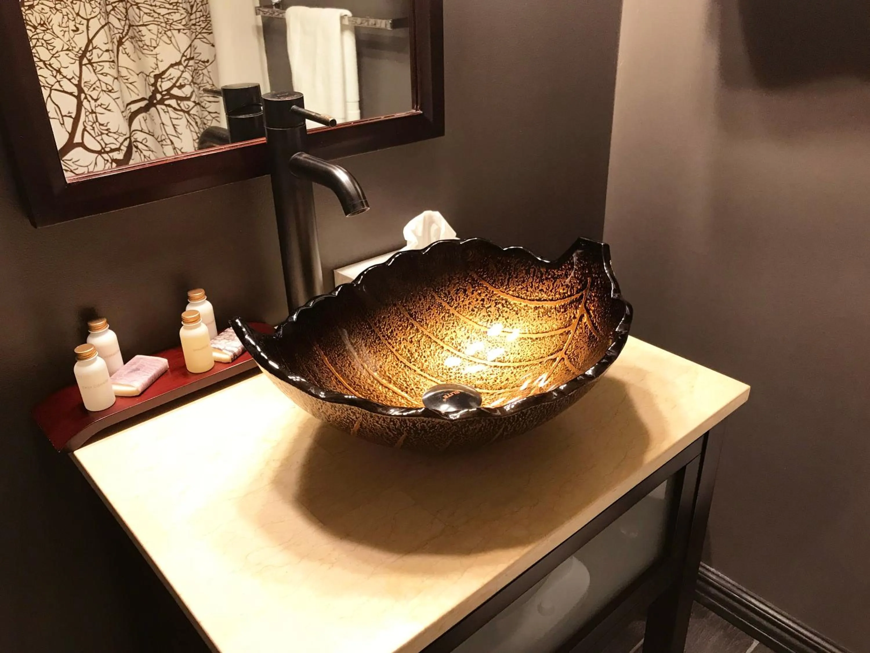 Bathroom in Copper River Inn