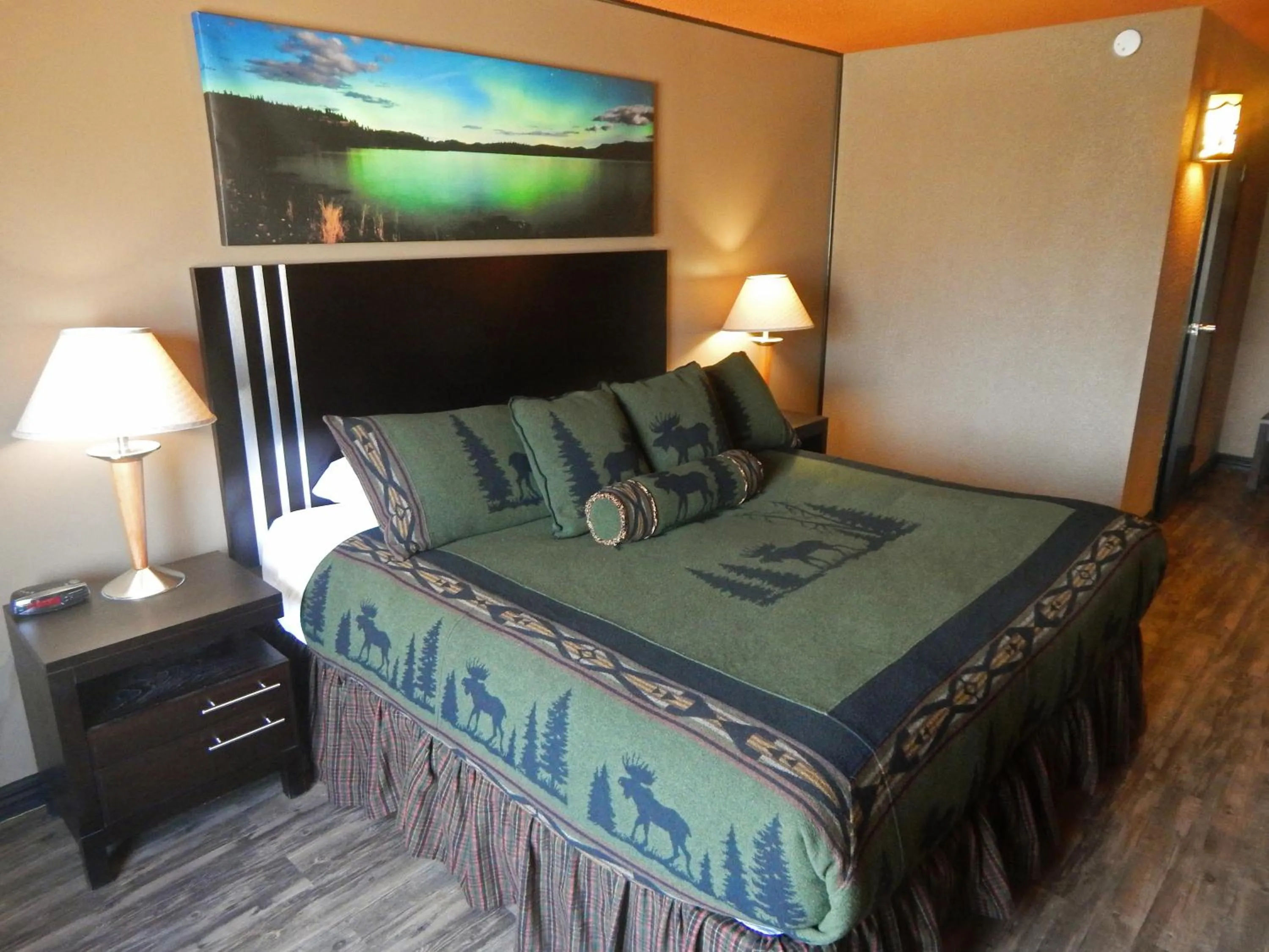 Bedroom in Copper River Inn