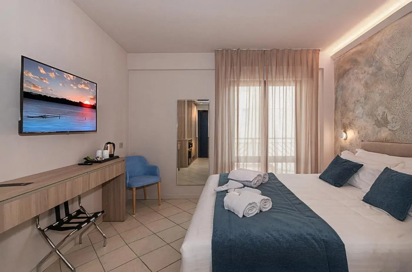 Double Room with Balcony and Sea View in Hotel Harmony-Smile Double Room with Balcony and Sea View in Hotel Harmony-Smile