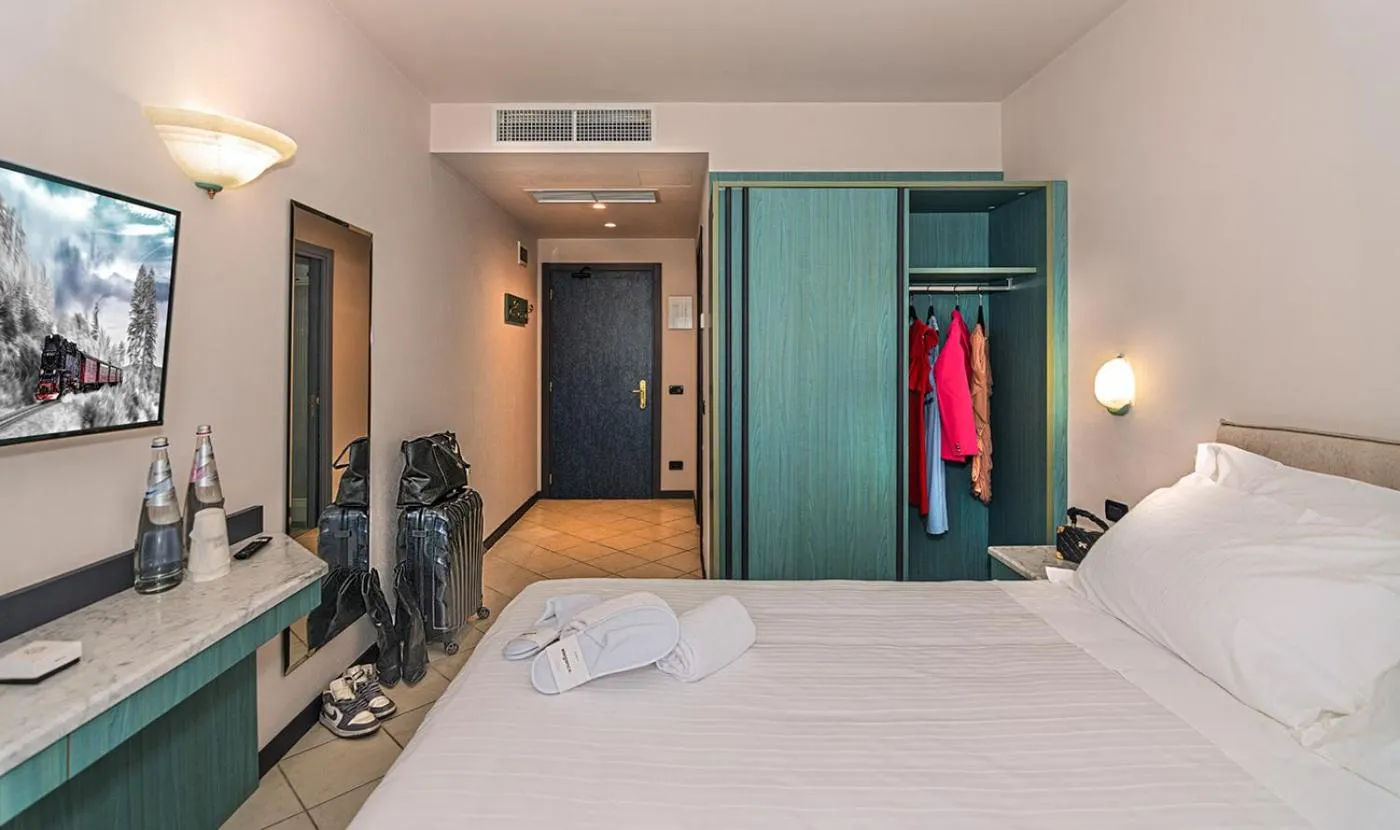 Bed in Hotel Harmony-Smile