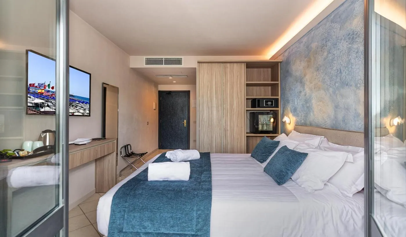 Bed in Hotel Harmony-Smile