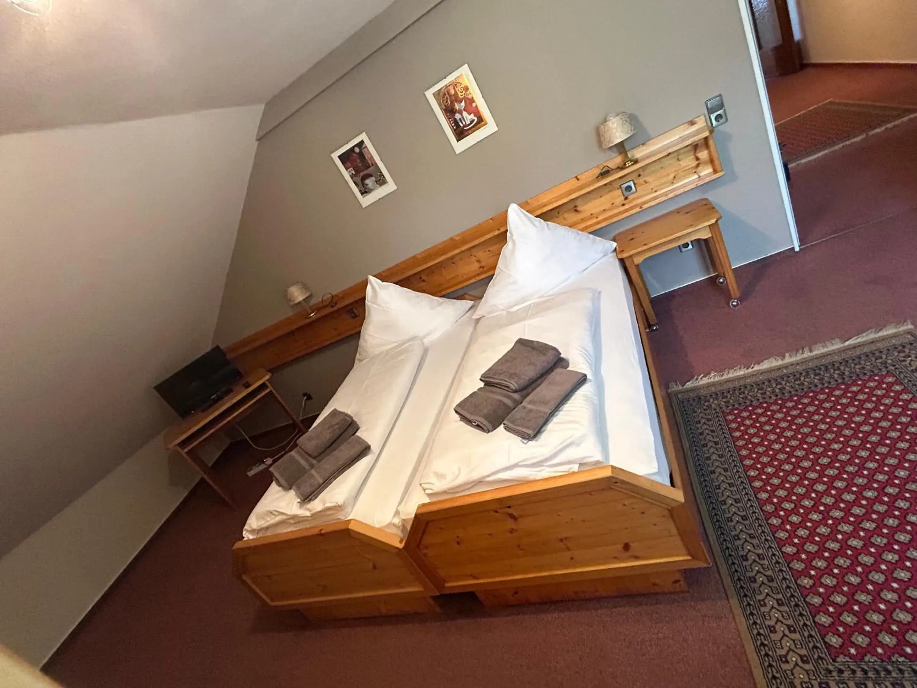 Double Room with Shared Bathroom in Bad Bruckhaus Erlebnishotel Double Room with Shared Bathroom in Bad Bruckhaus Erlebnishotel