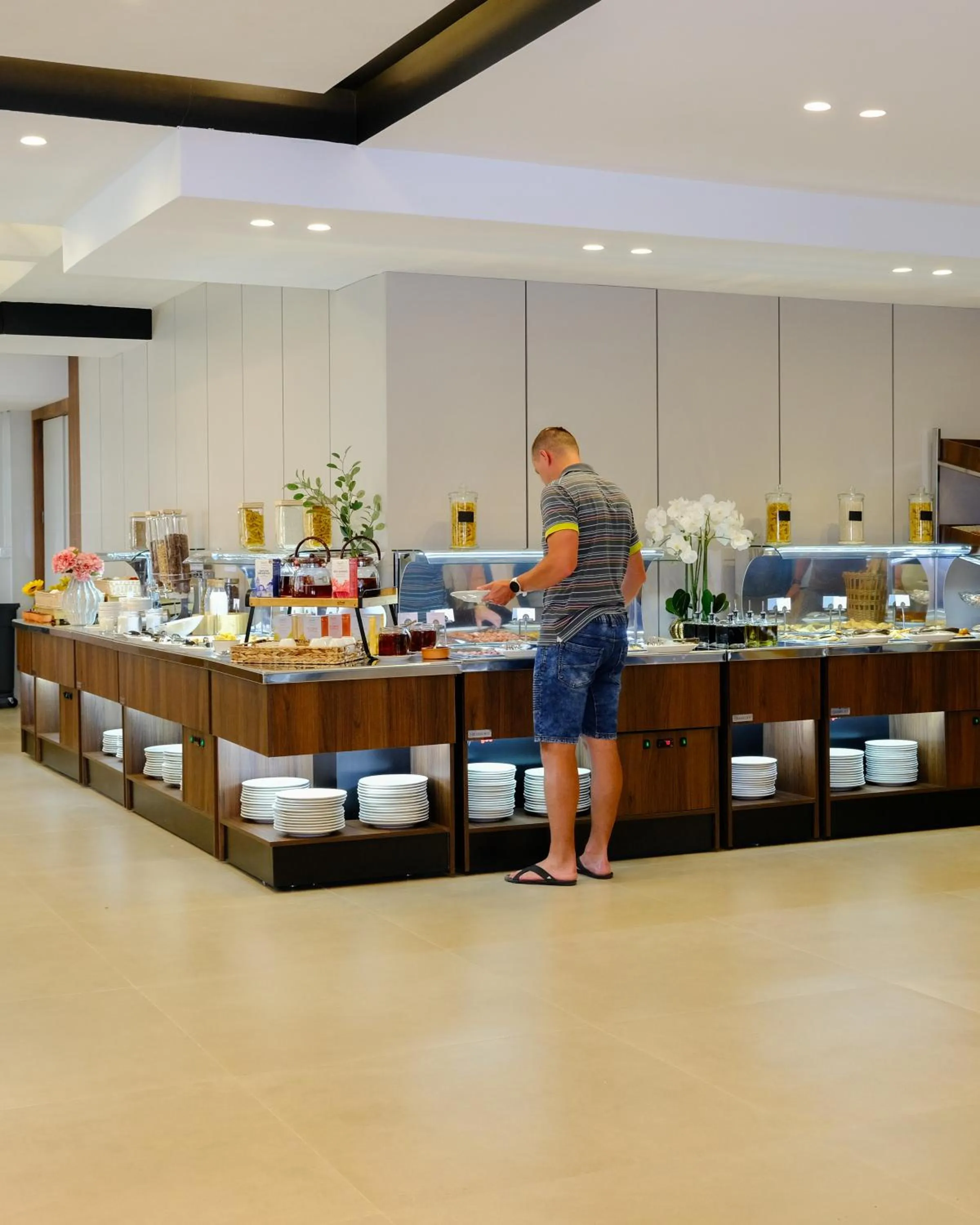 Grand VM Conference & SPA