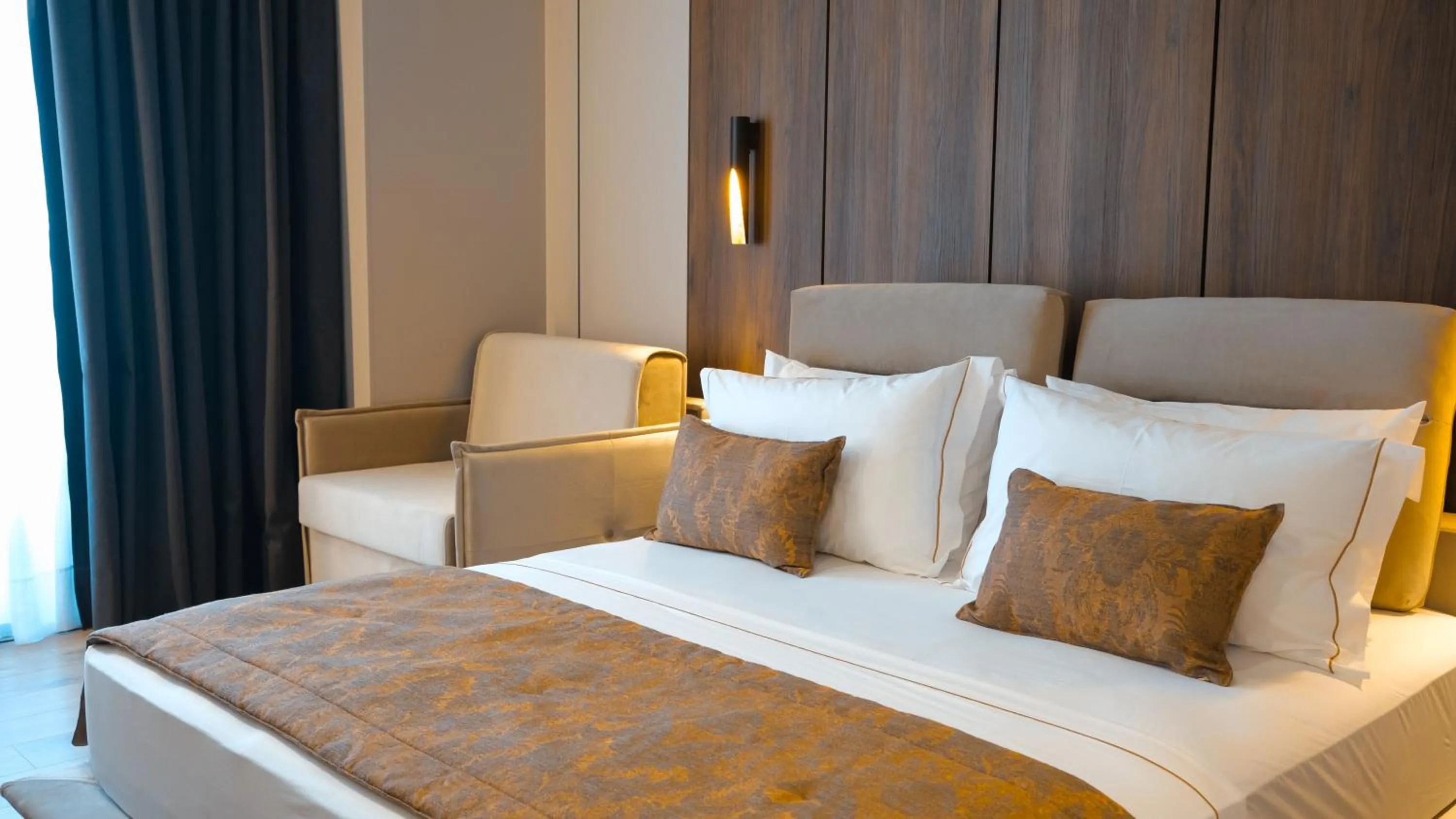 Bed in Grand VM Conference & SPA