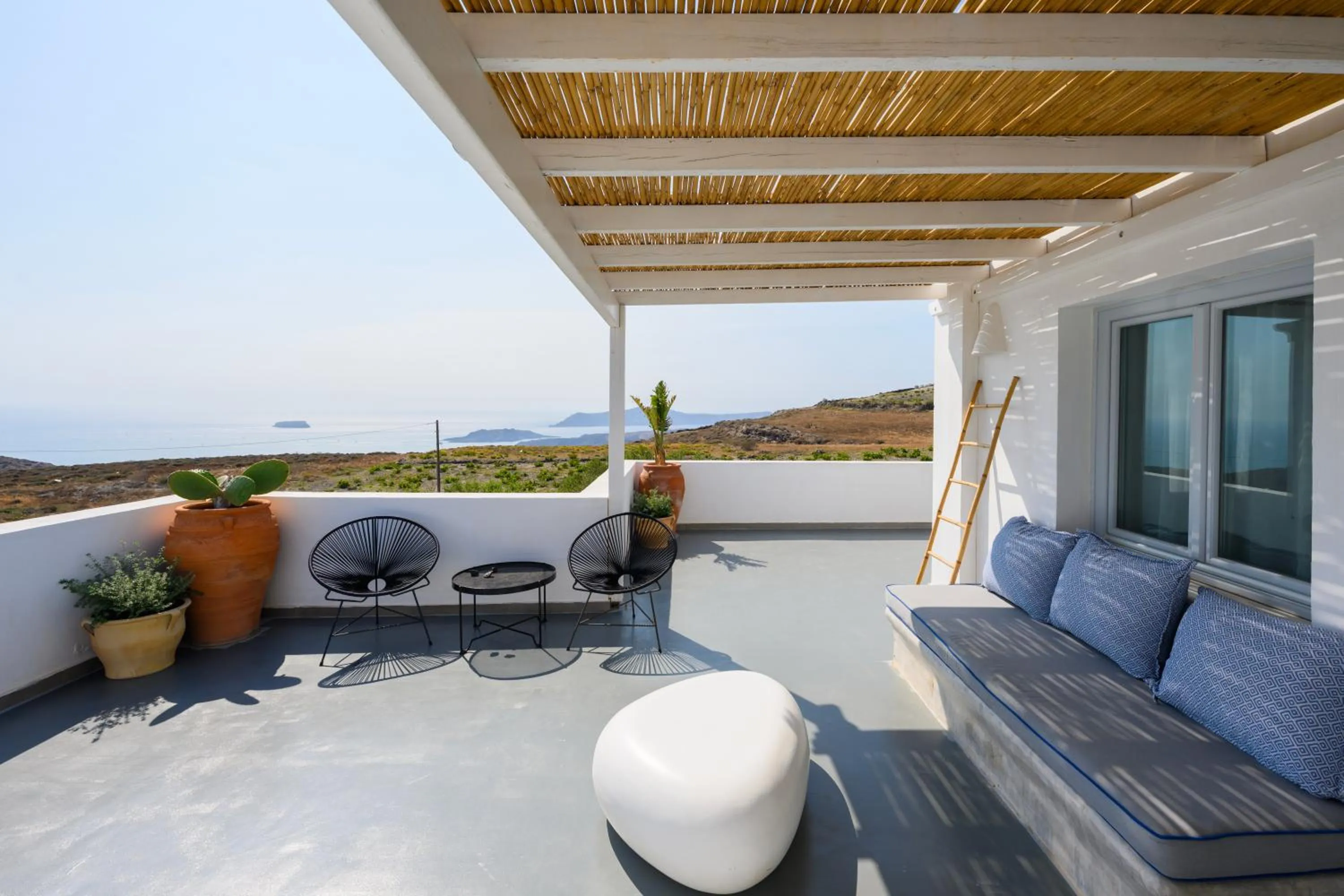 Sea view in Impressive One