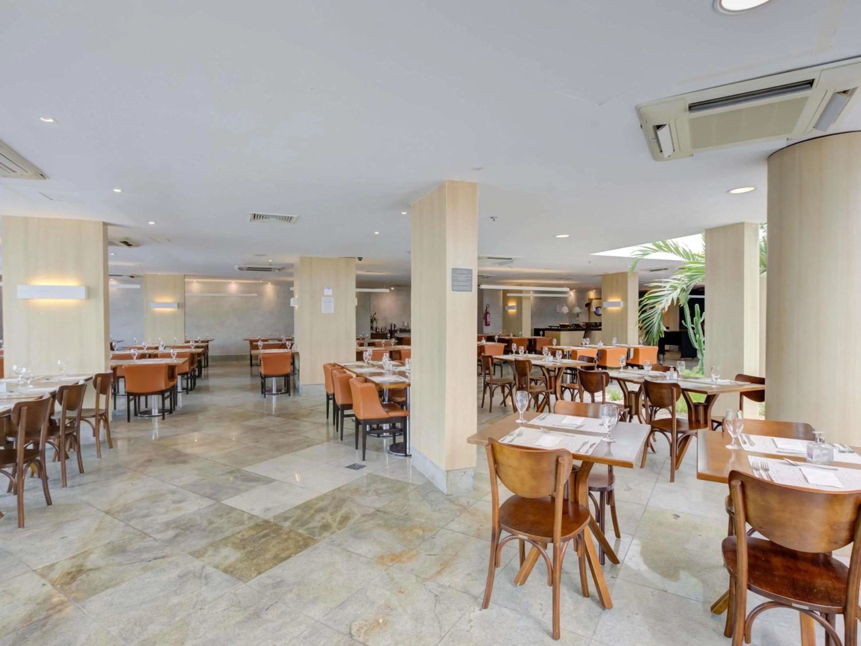 Restaurant/places to eat in ibis Rio de Janeiro Barra da Tijuca