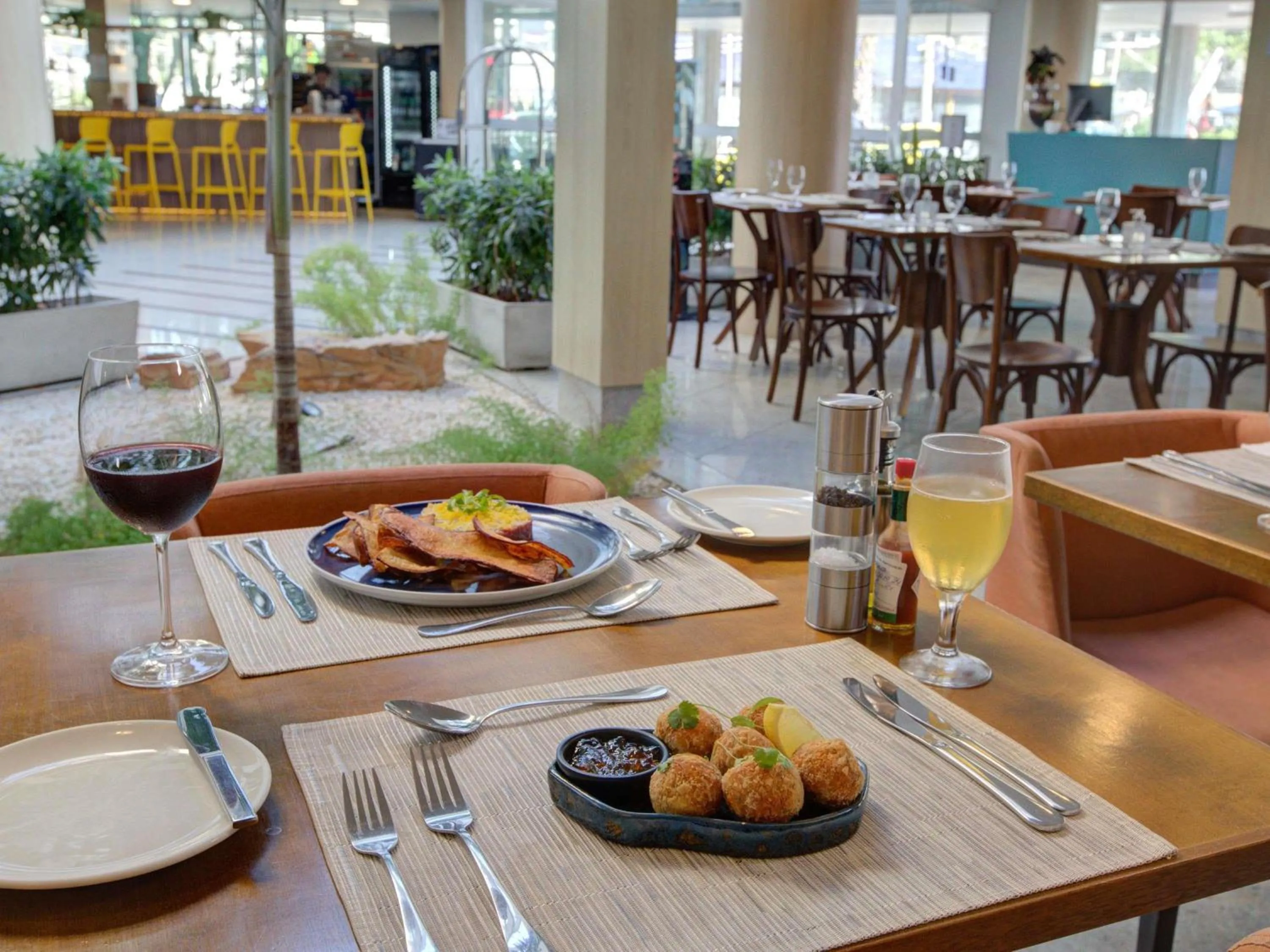 Restaurant/places to eat in ibis Rio de Janeiro Barra da Tijuca